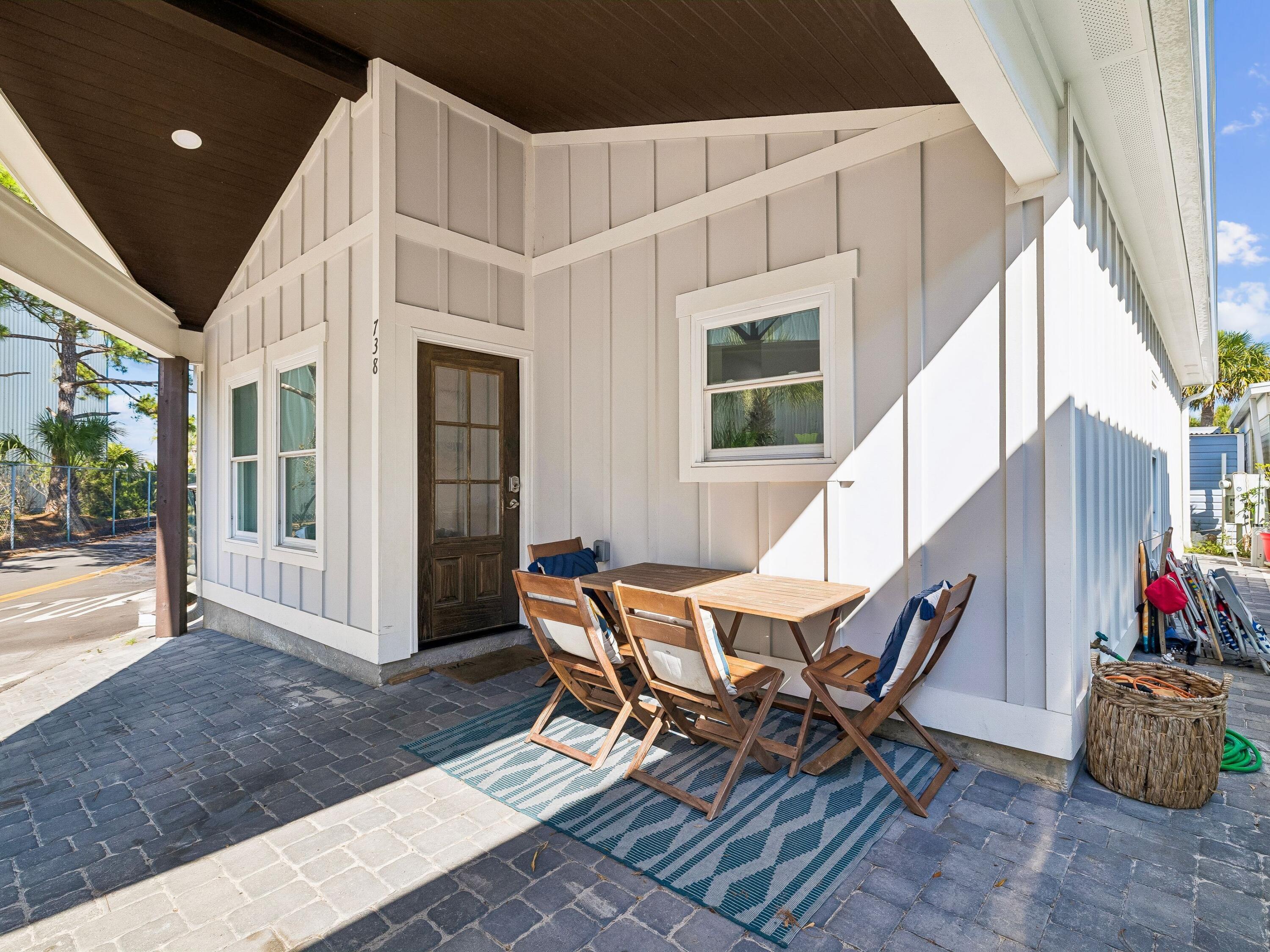 738 Seabreeze Drive