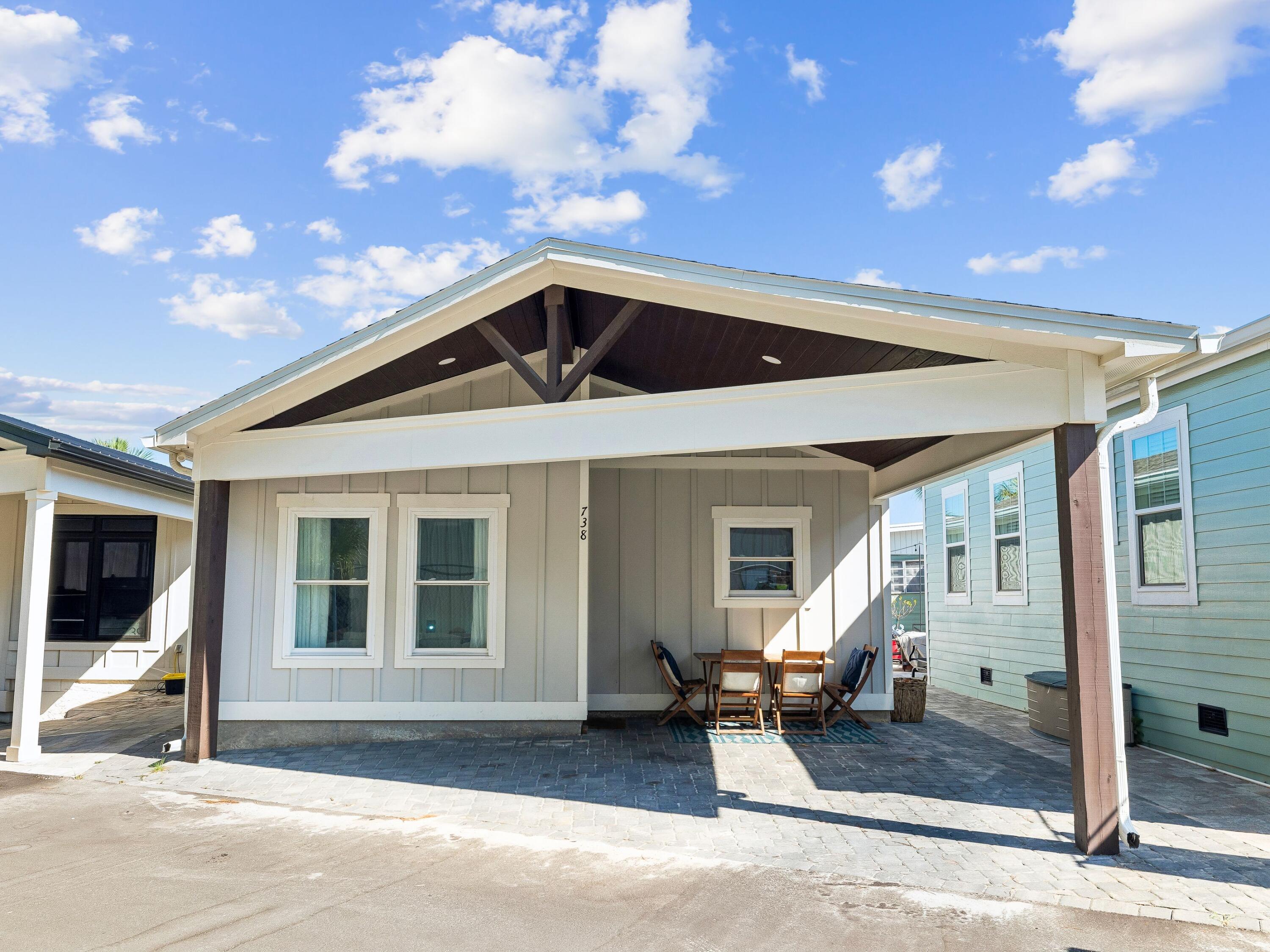 738 Seabreeze Drive