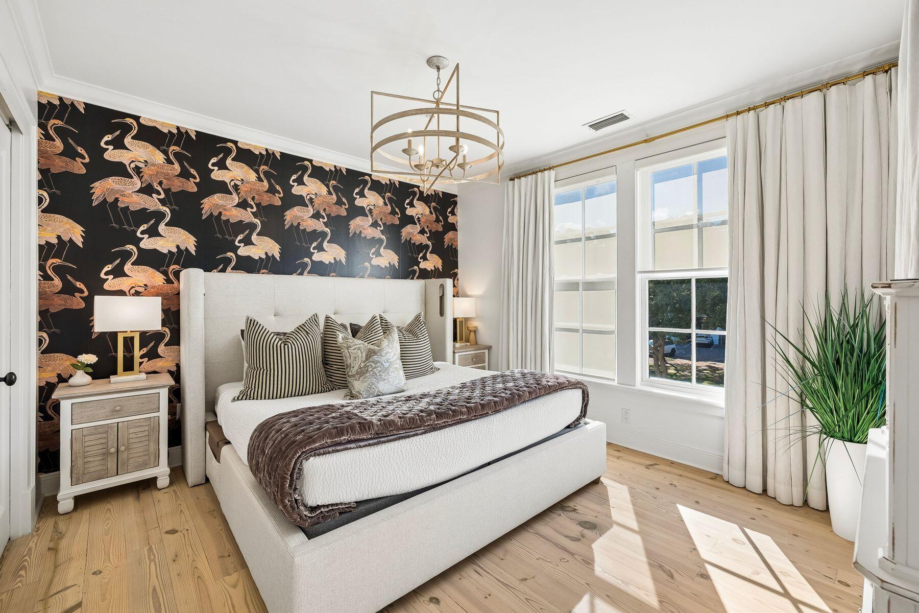 104 N Barrett Square 2B