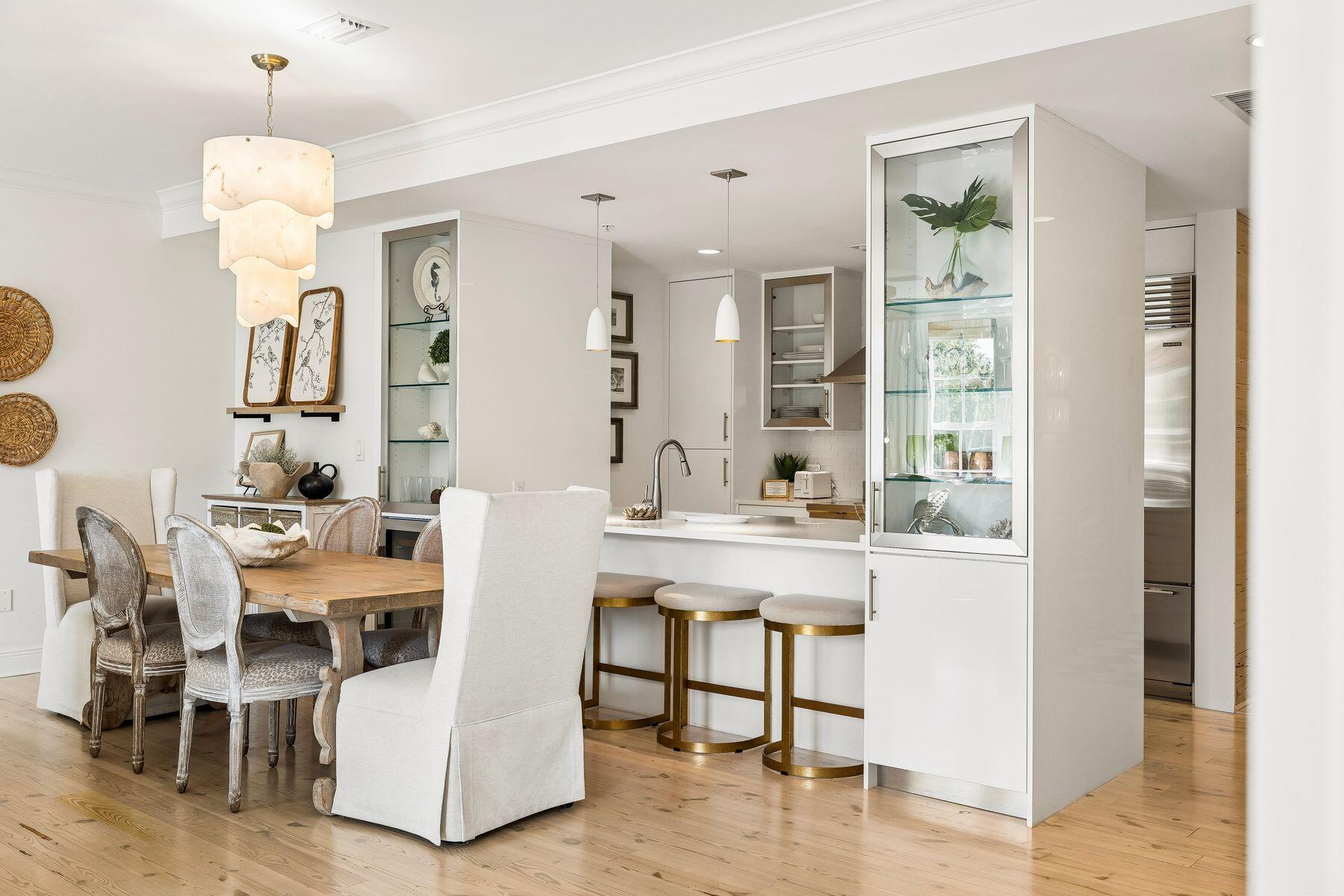 104 N Barrett Square 2B