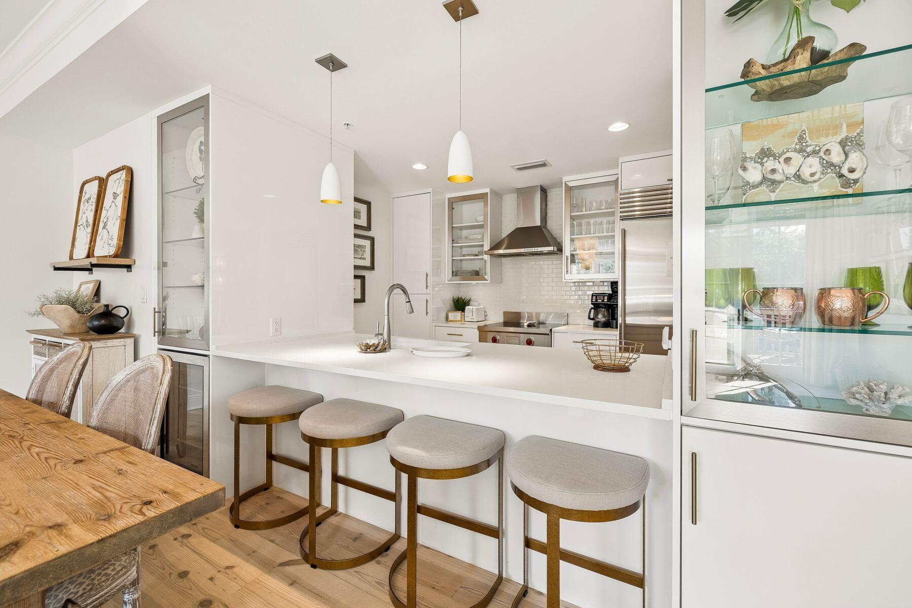104 N Barrett Square 2B