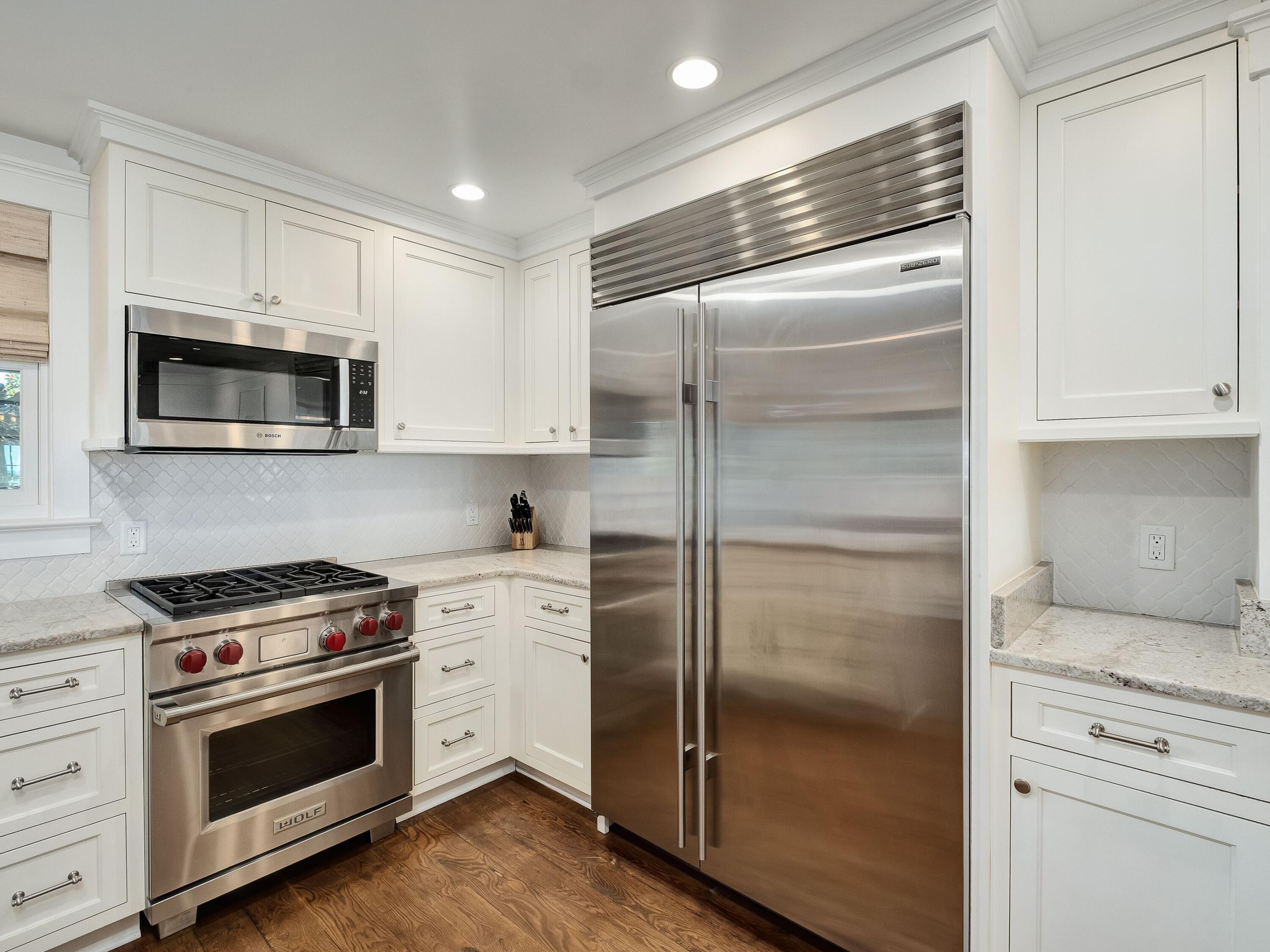 1848 E County Highway 30A UNIT 8