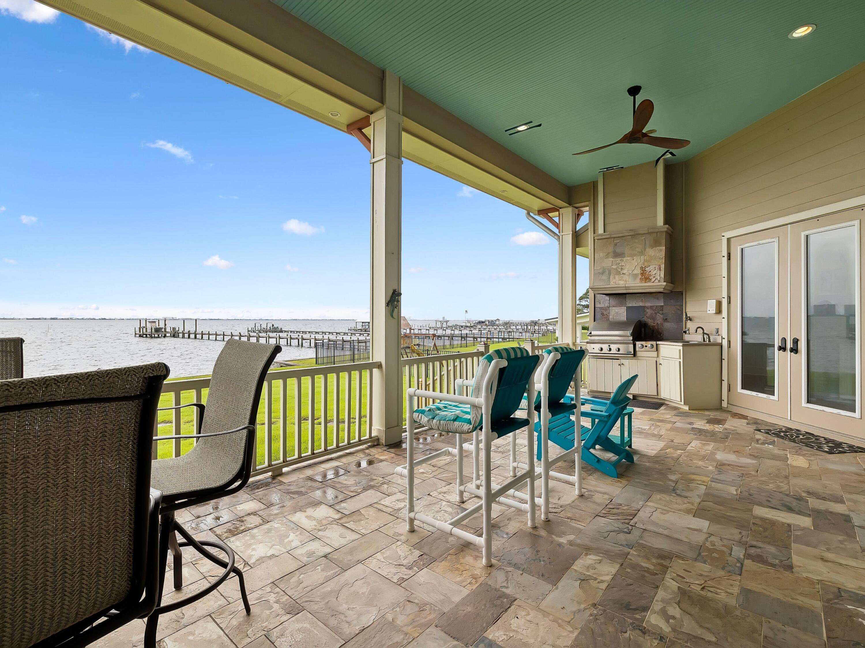3361 Edgewater Drive