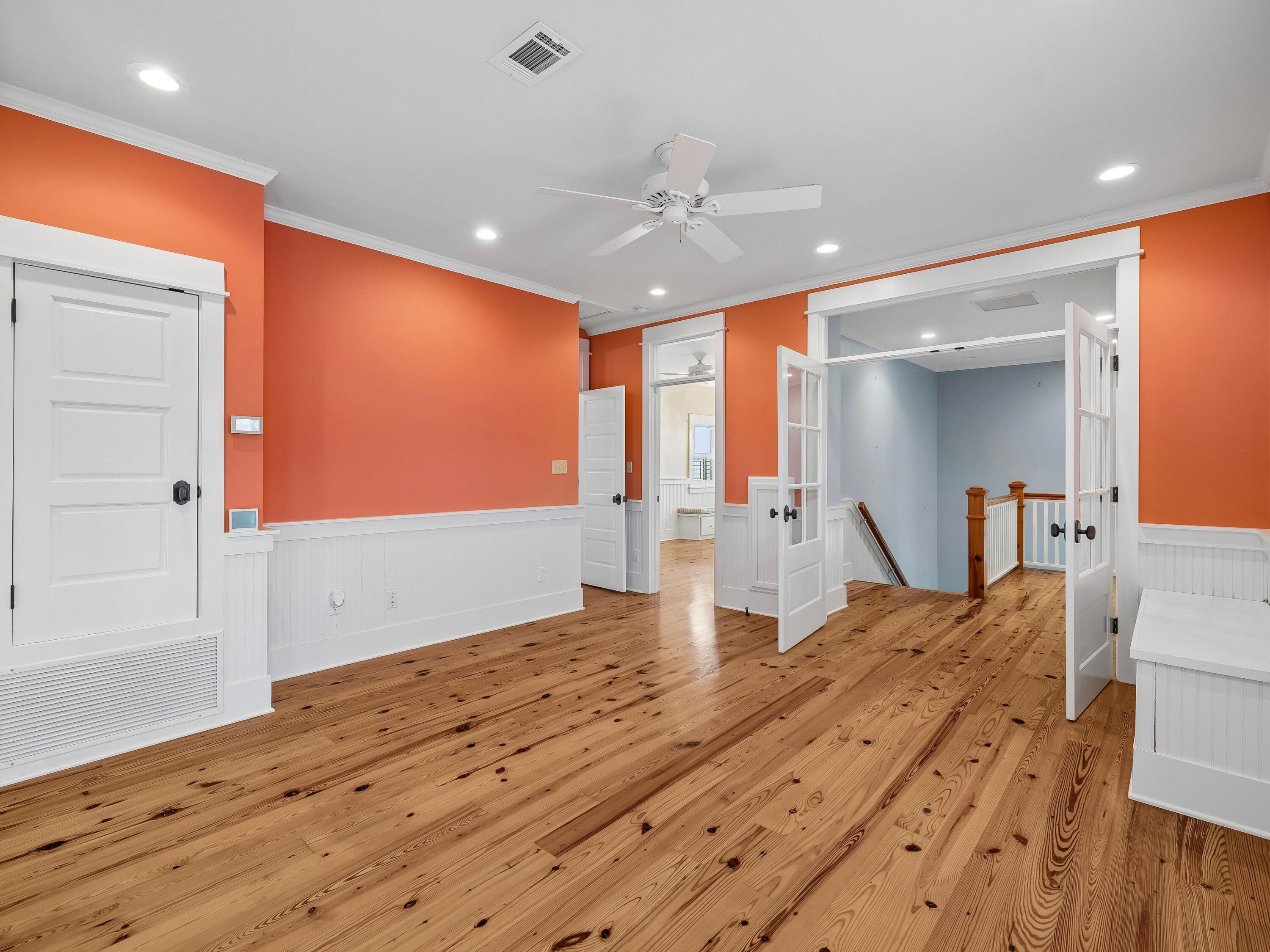 3361 Edgewater Drive