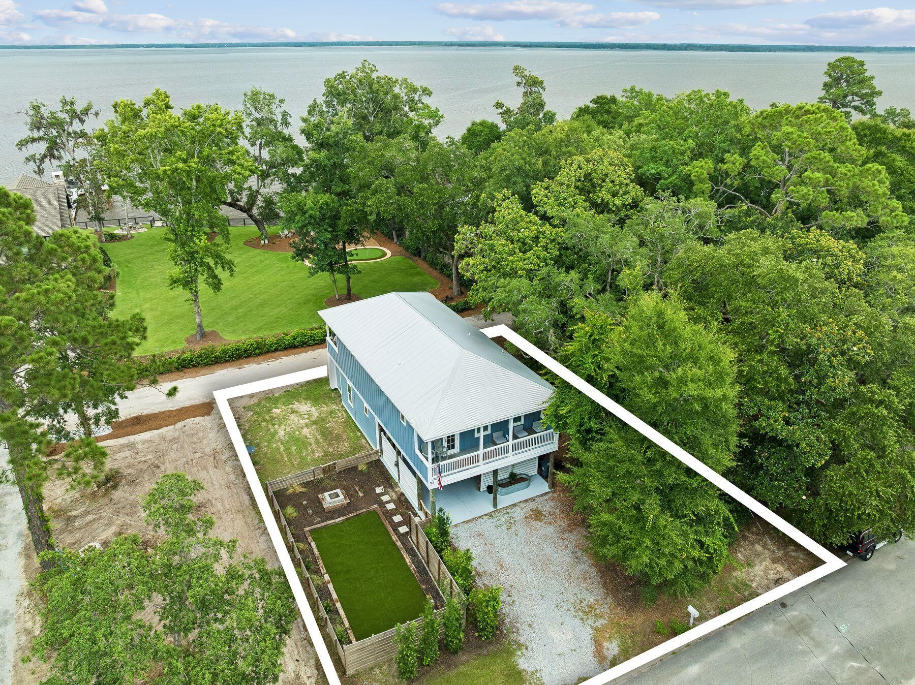 71 Silverleaf Lane