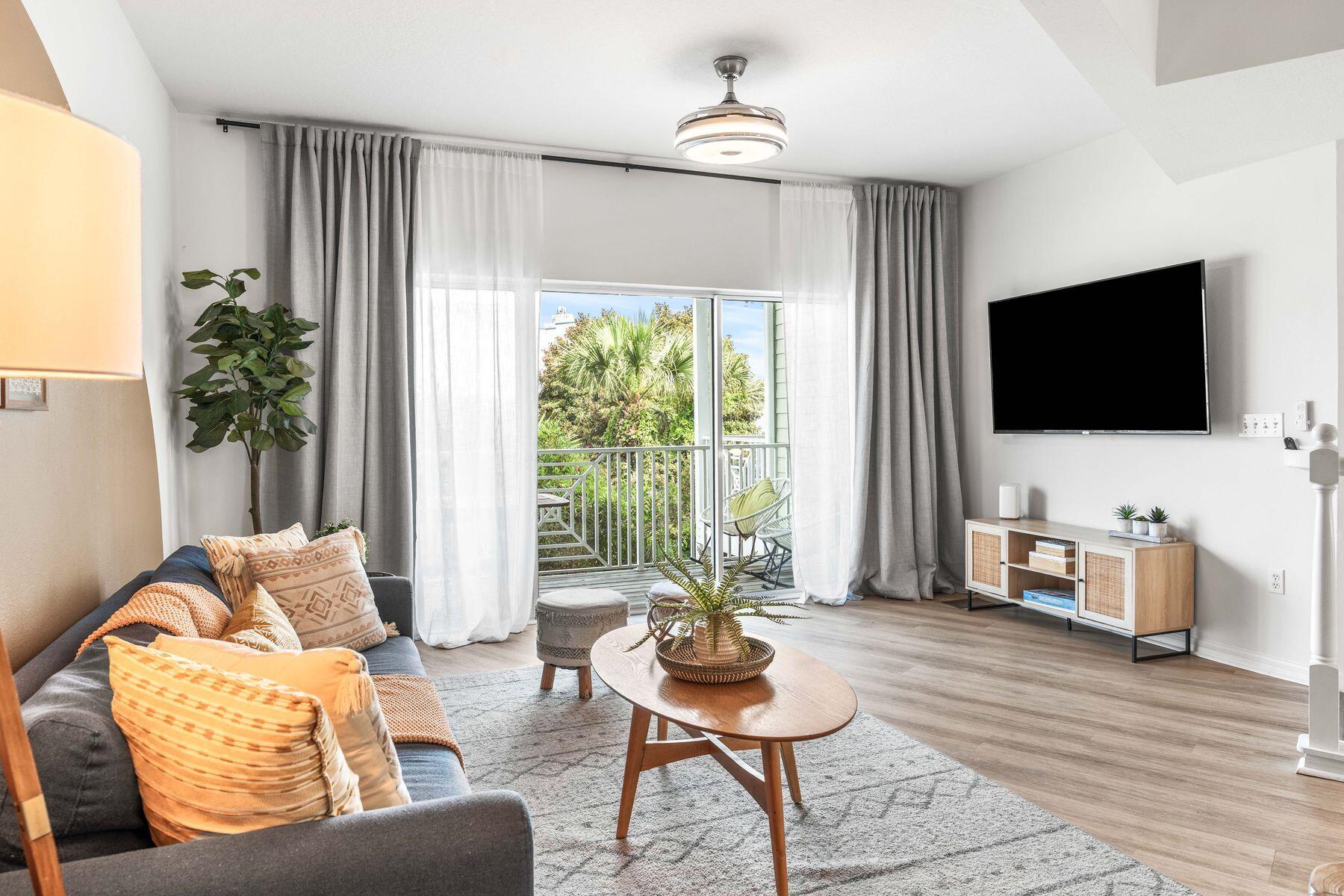 3695 Scenic Highway 98 903