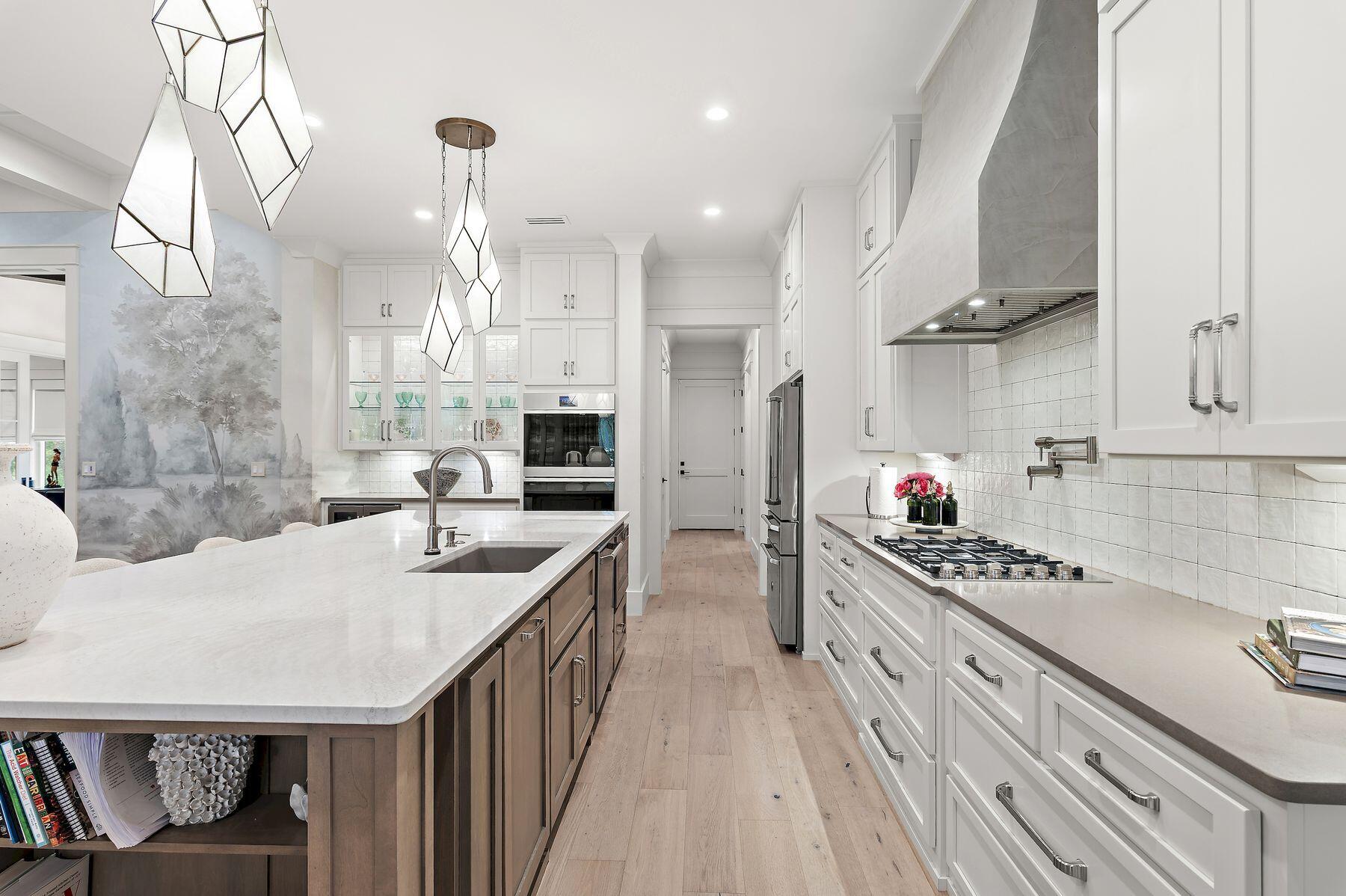1622 Lost Cove Lane