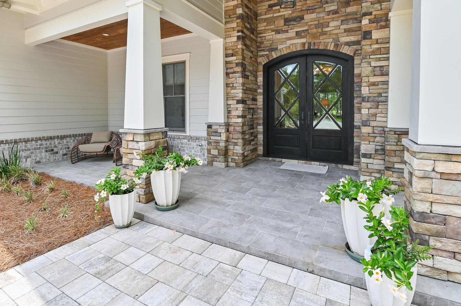 1622 Lost Cove Lane