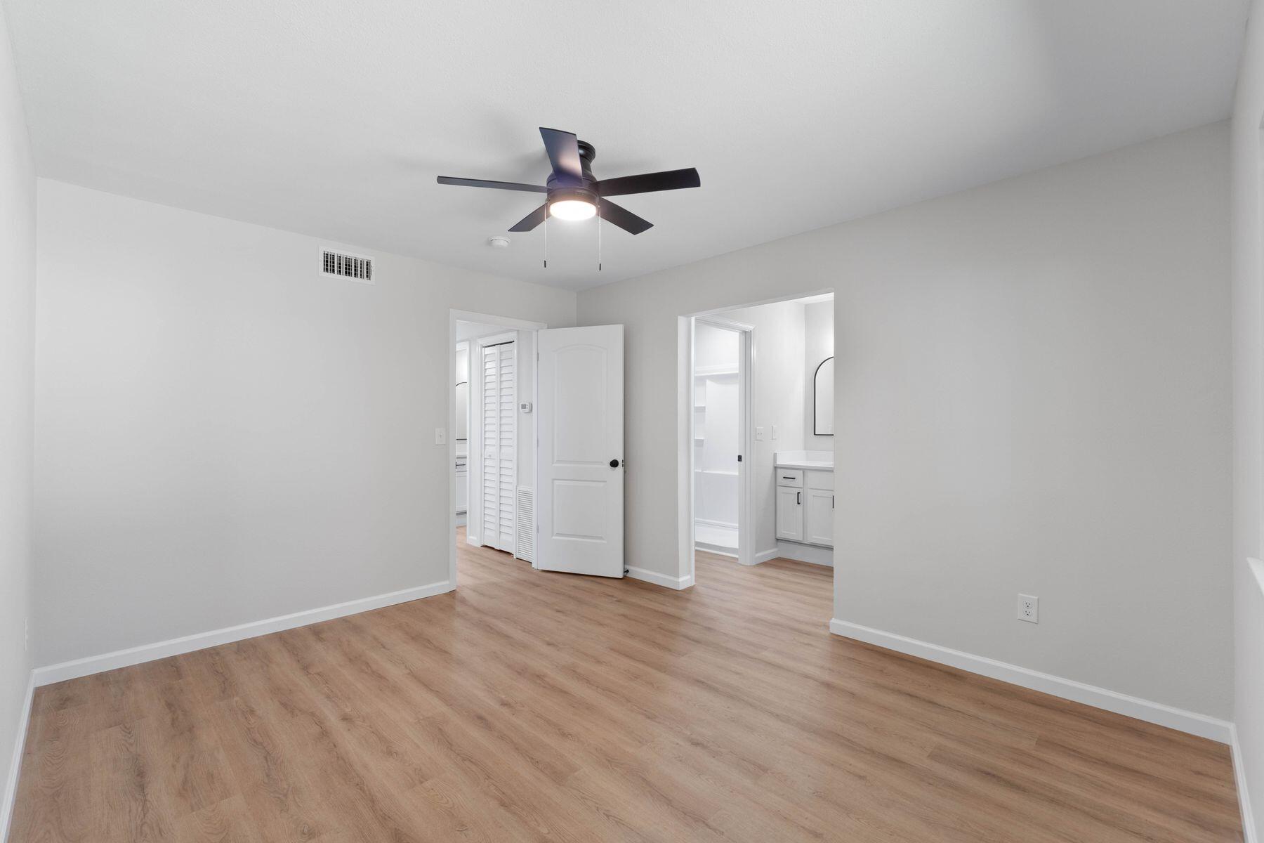 208 Cottonwood Court