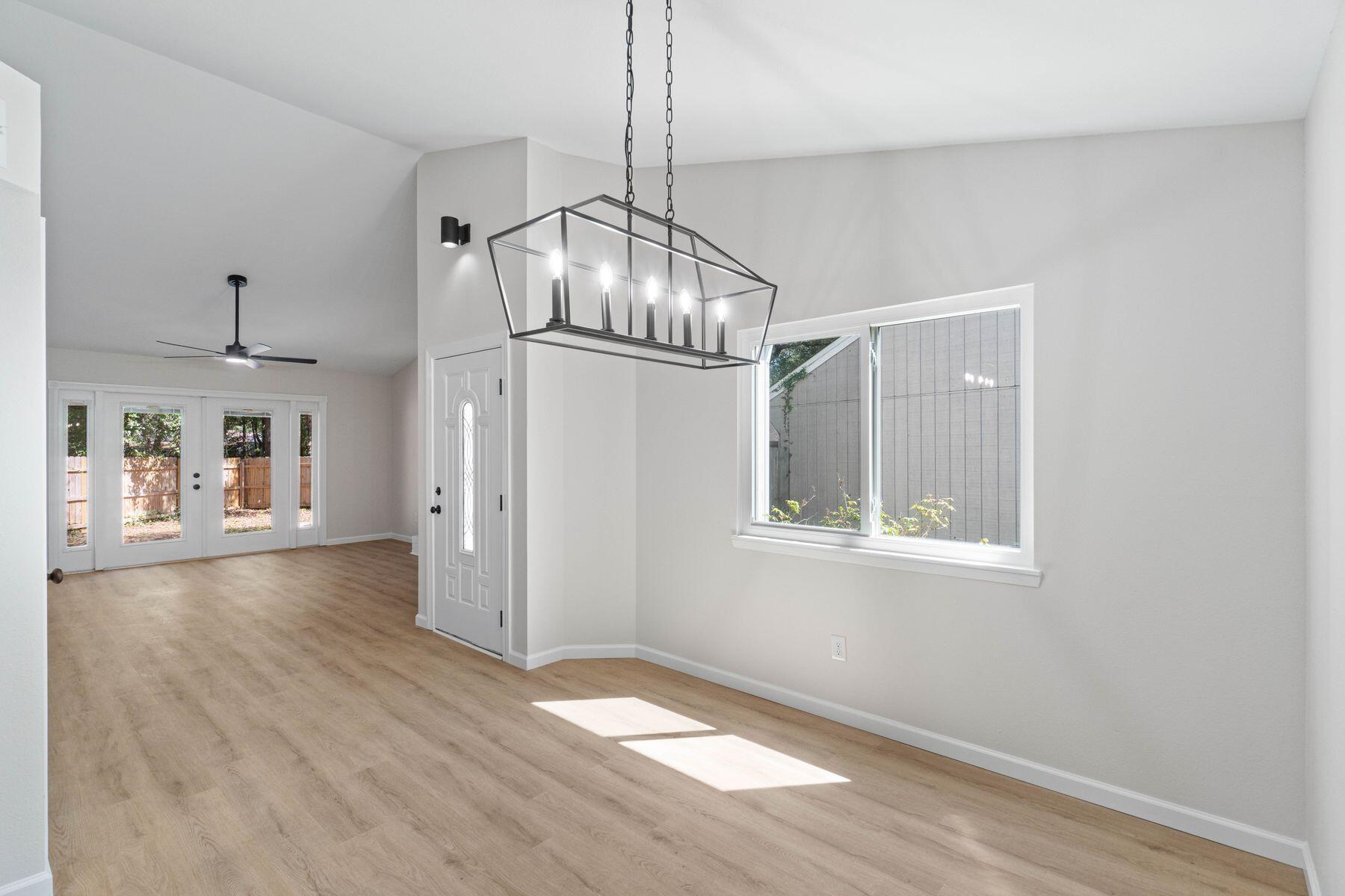 208 Cottonwood Court