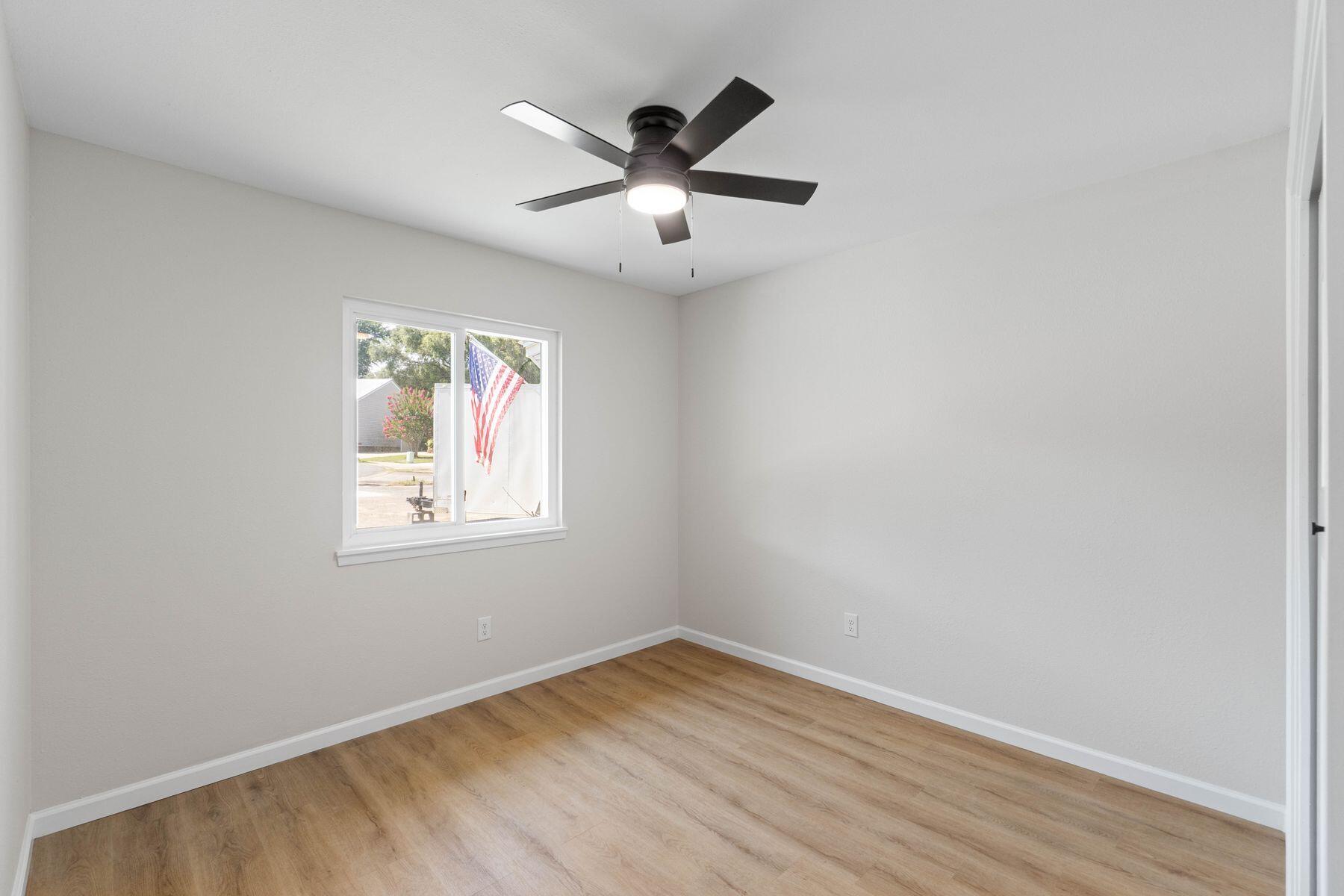 208 Cottonwood Court