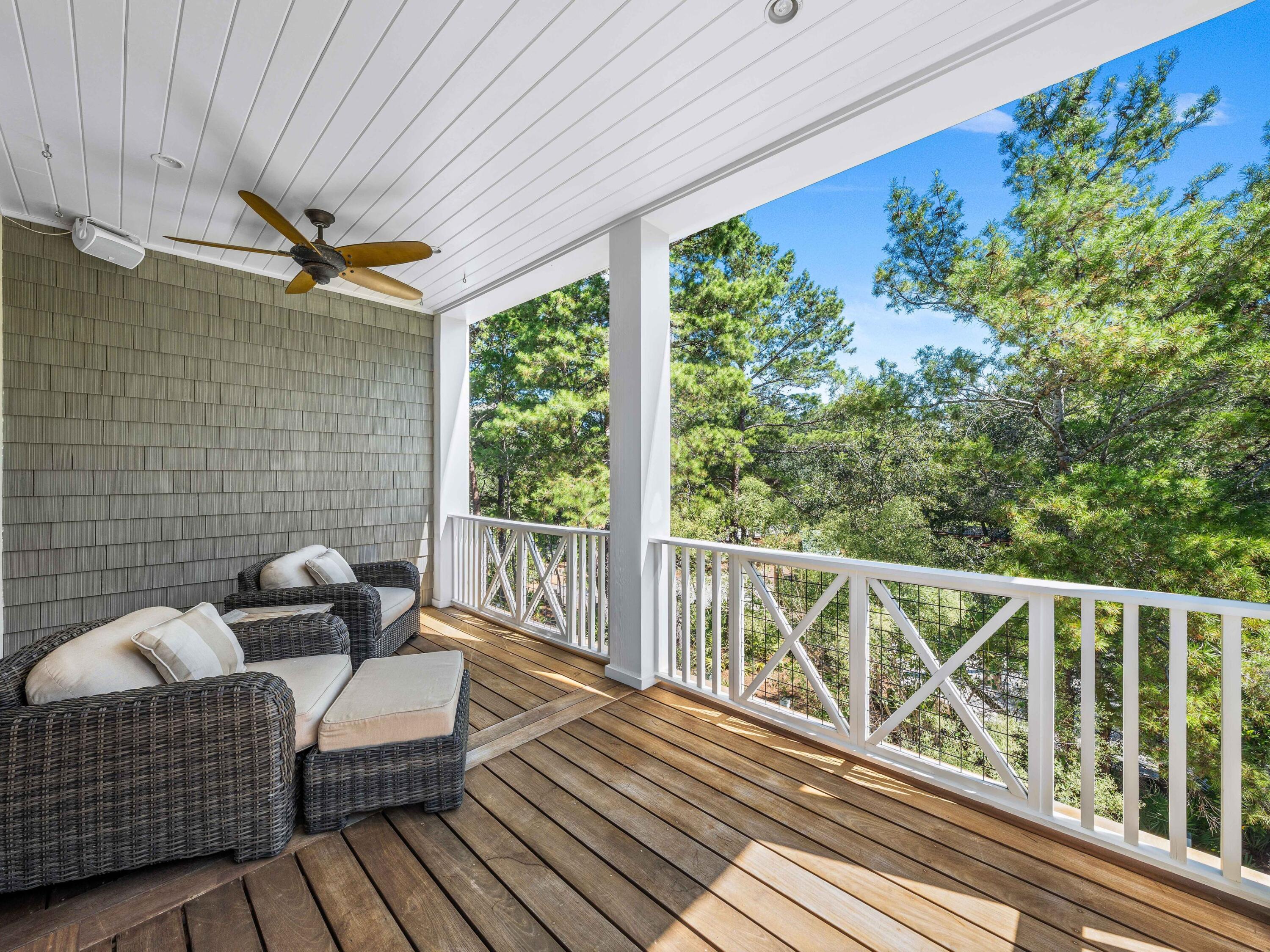52 N Shingle Lane