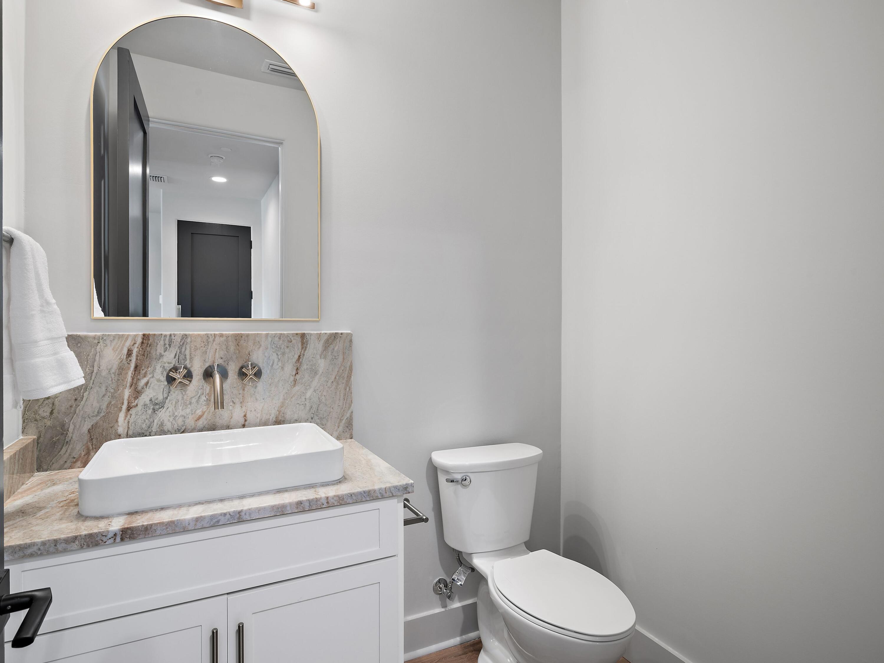 101 Deluna Place UNIT B