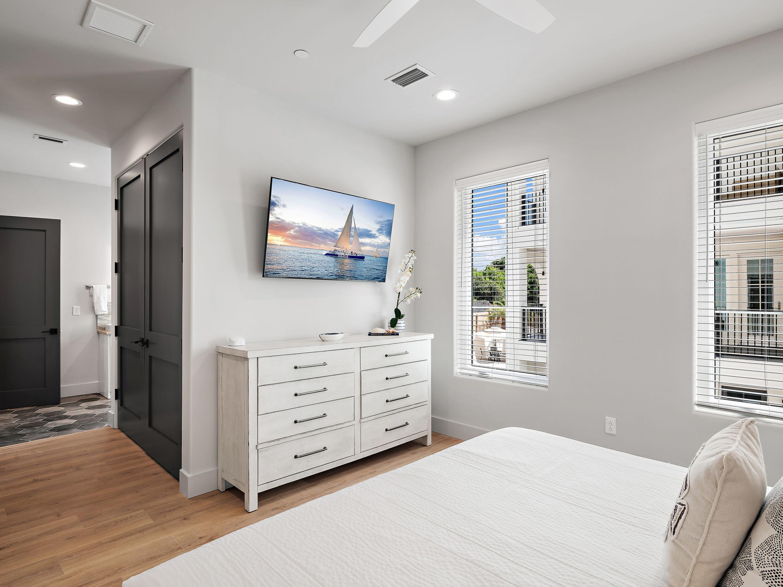 101 Deluna Place UNIT B