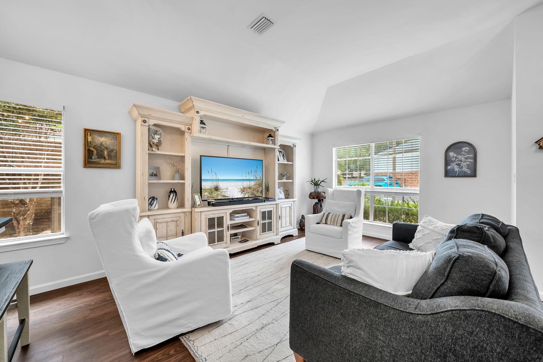 4198 Whitetail Circle