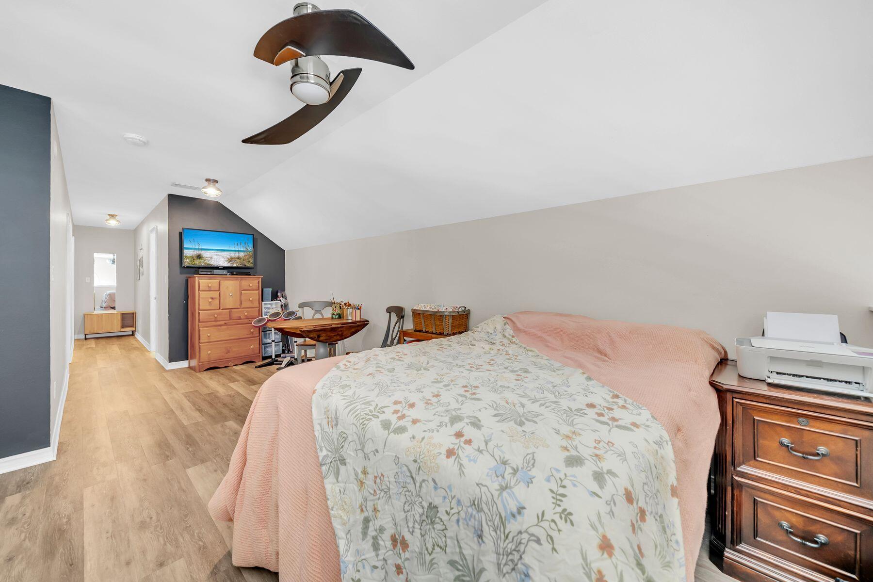4423 Windlake Drive
