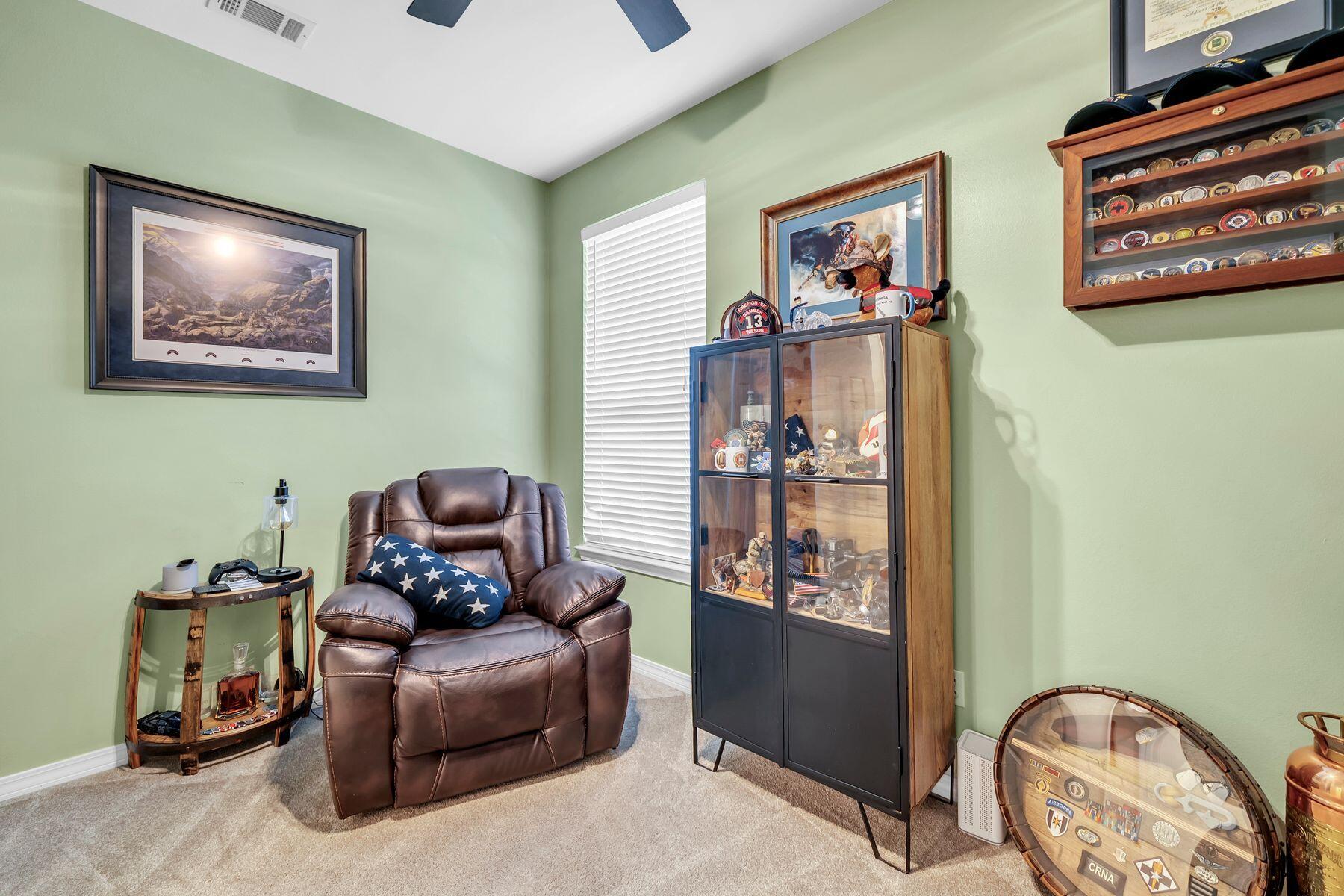 4423 Windlake Drive