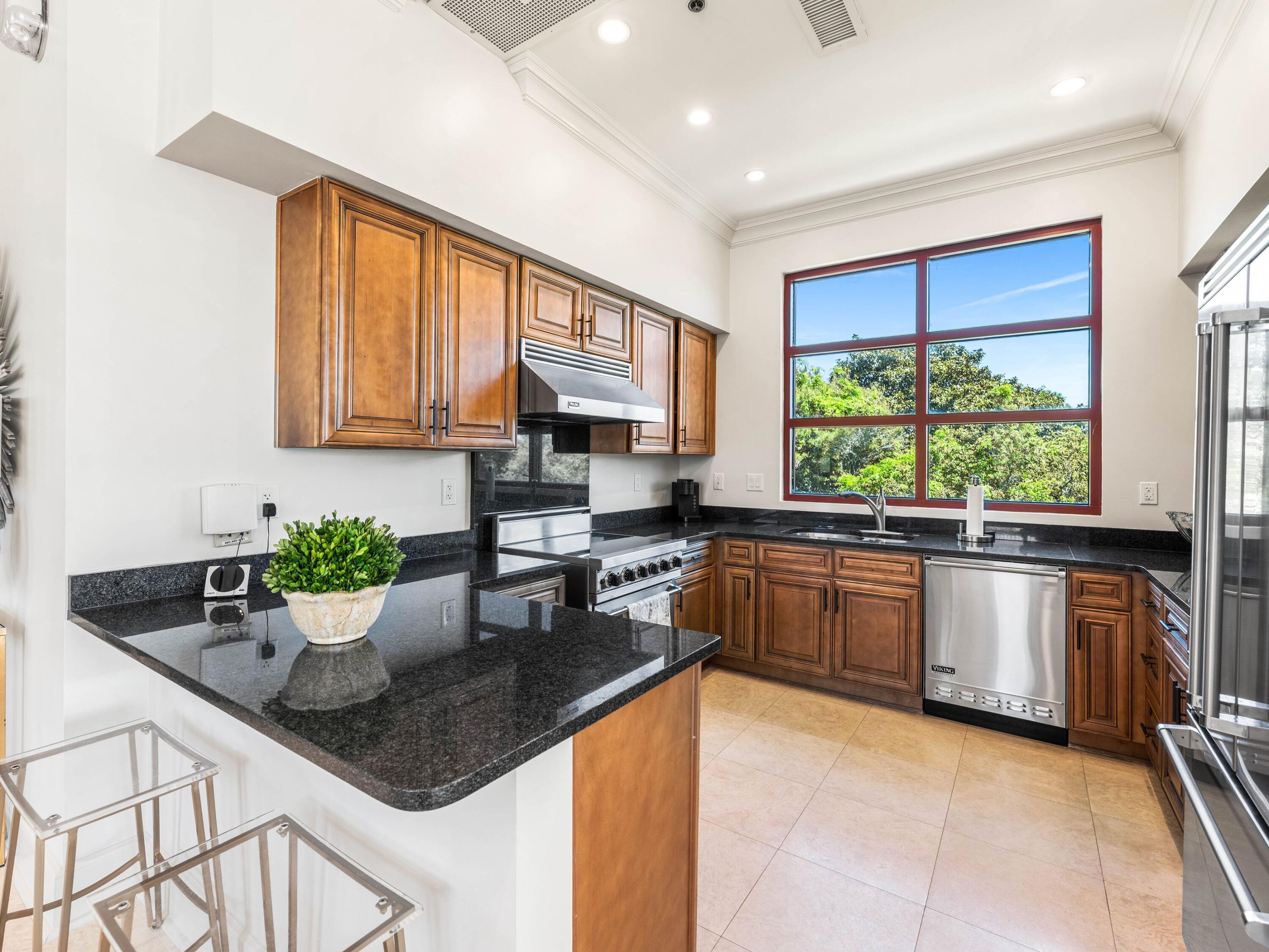 1363 W County Highway 30A UNIT 2120