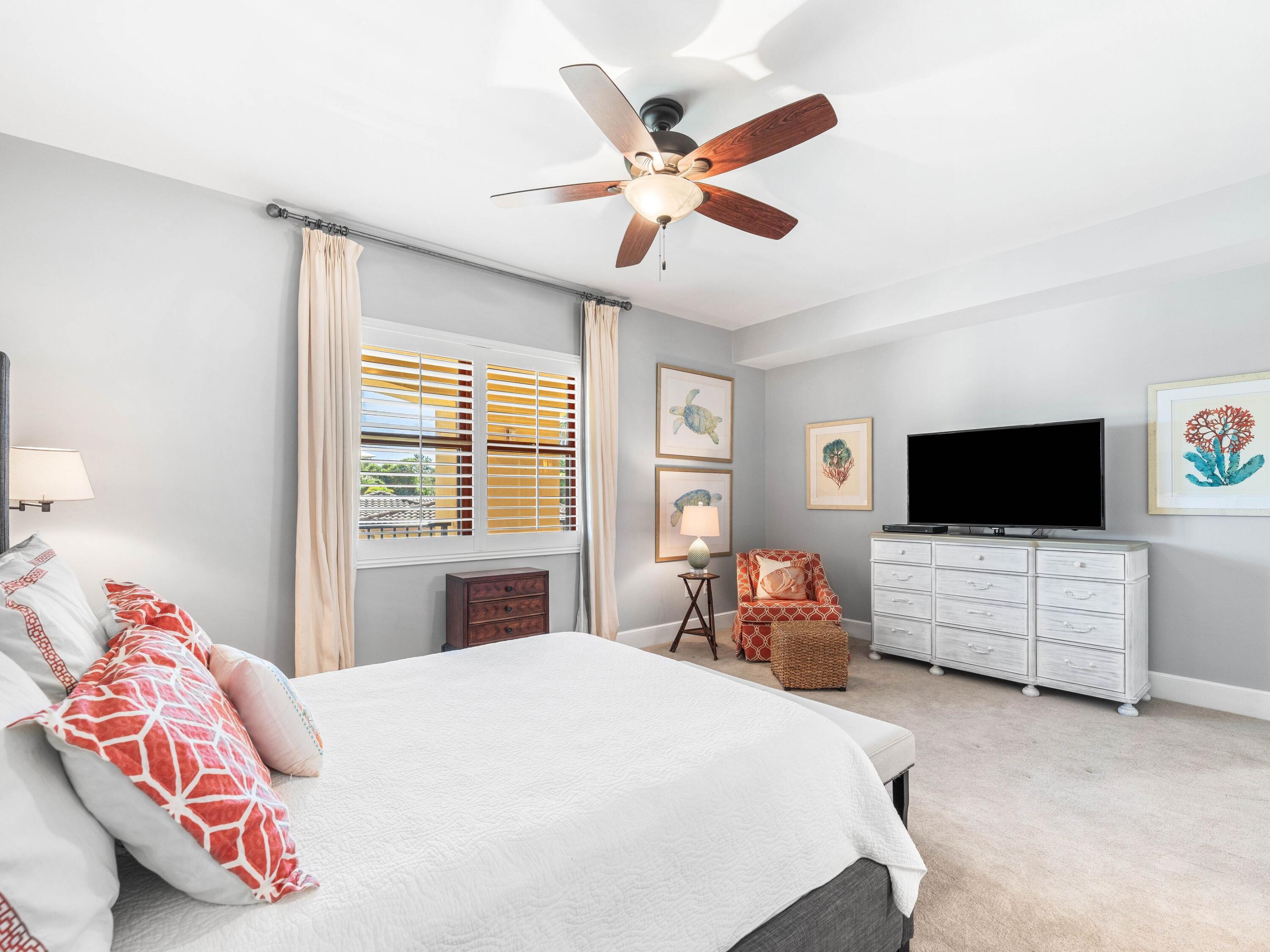 1363 W County Highway 30A UNIT 2120