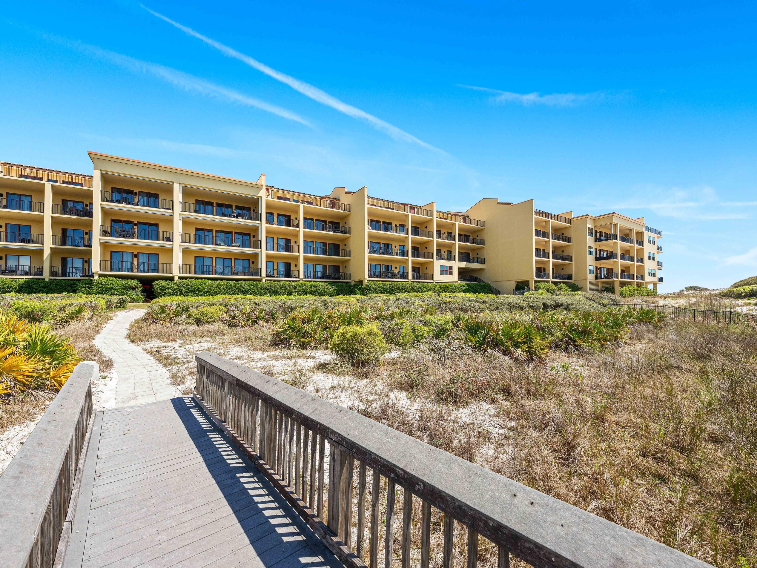 1363 W County Highway 30A UNIT 2120