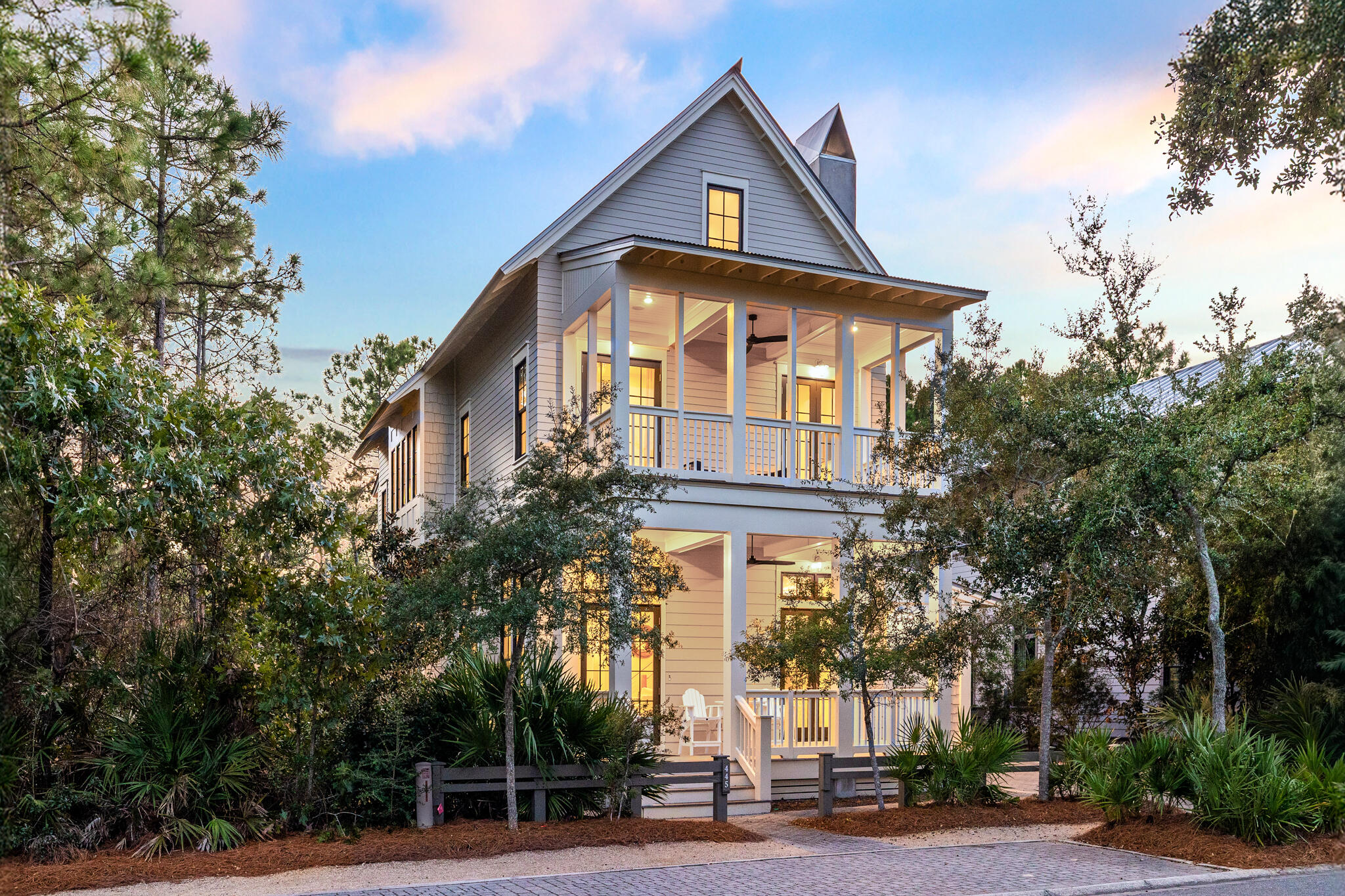 445 W Lake Forest Drive