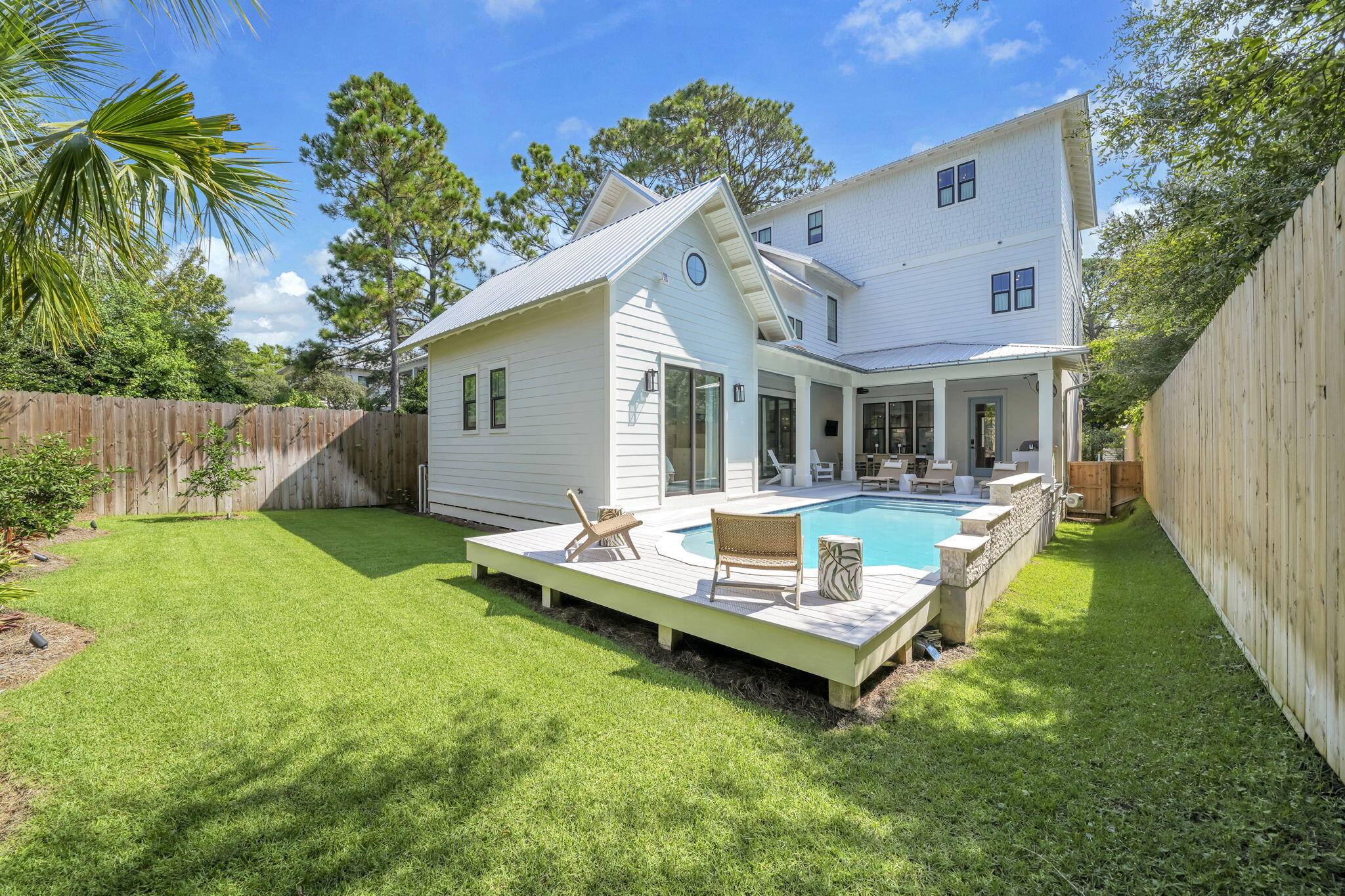 180 S Gulf Drive