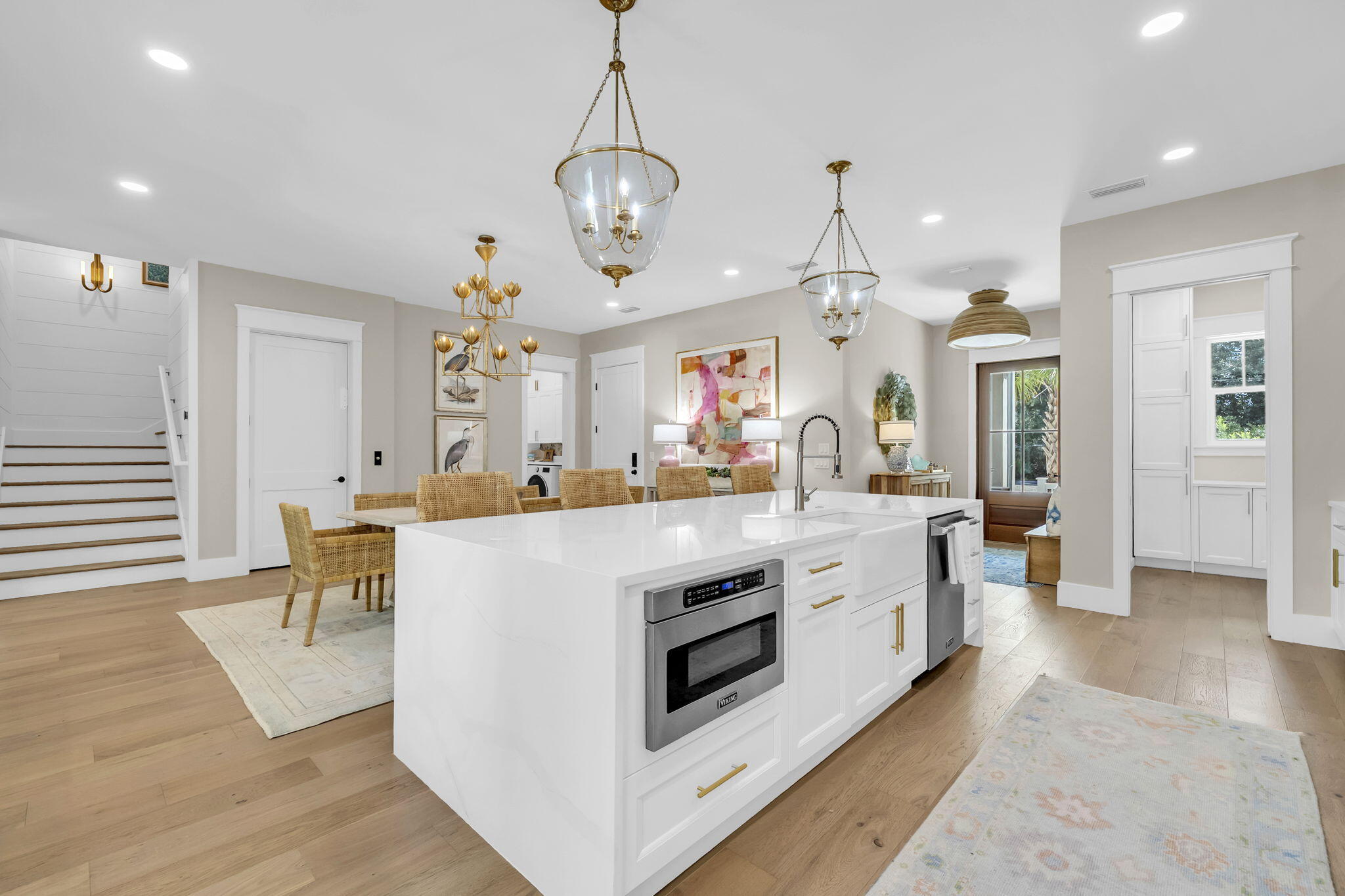 180 S Gulf Drive