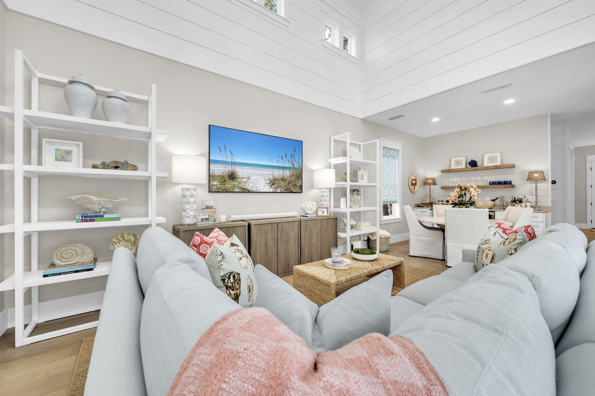 180 S Gulf Drive