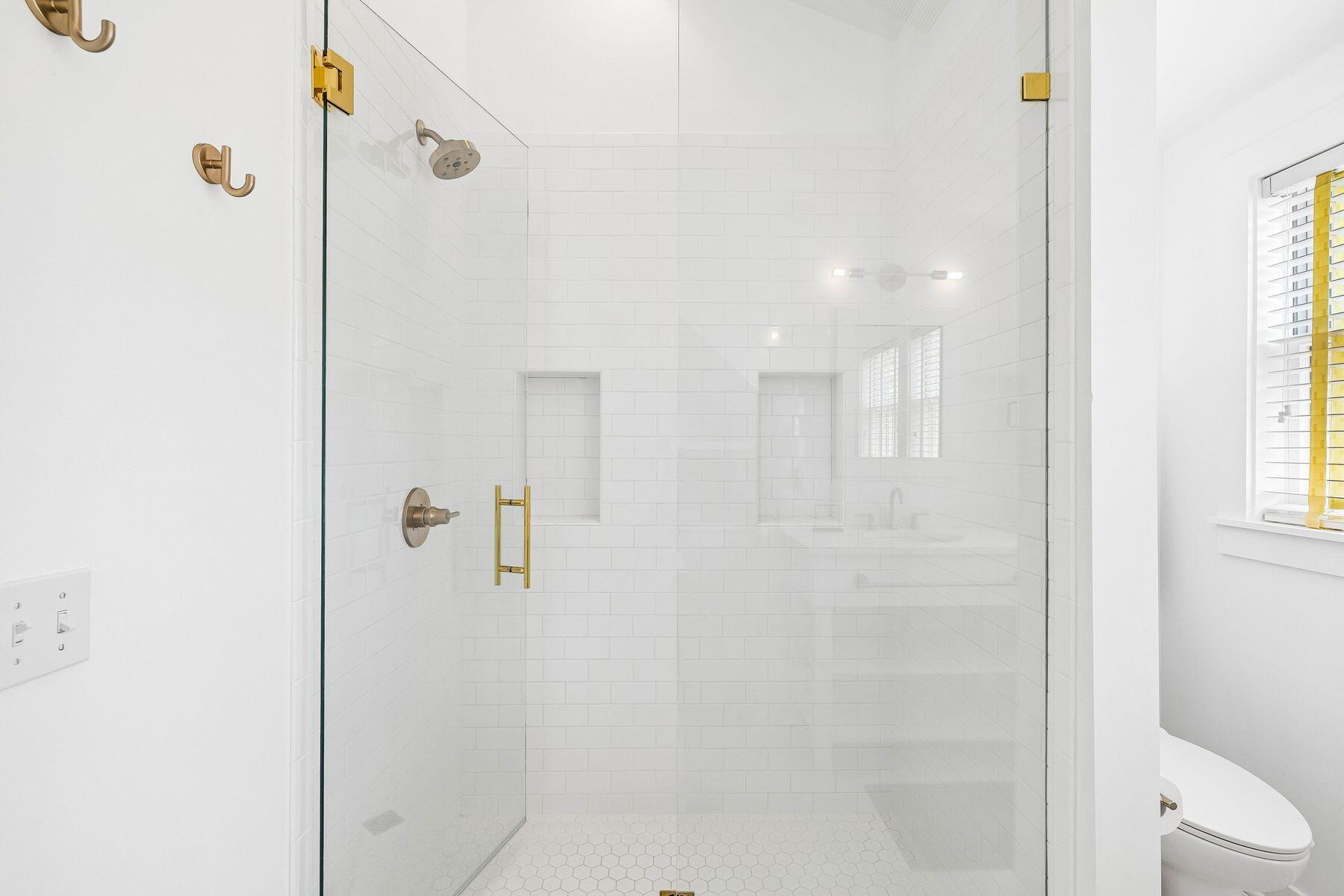 273 Salt Box Lane