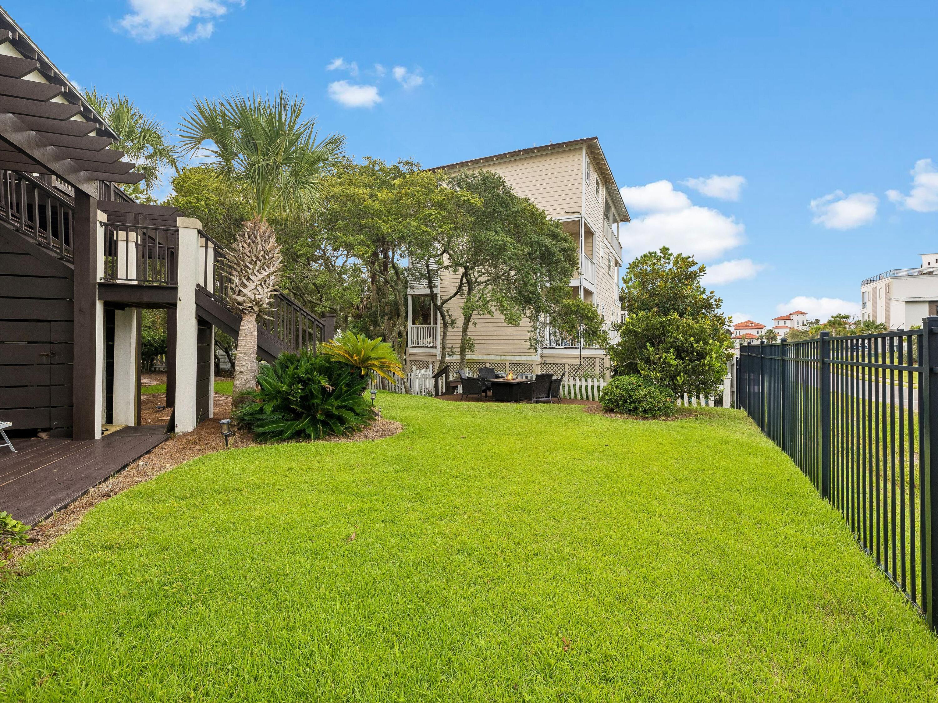 66 Pointe Circle