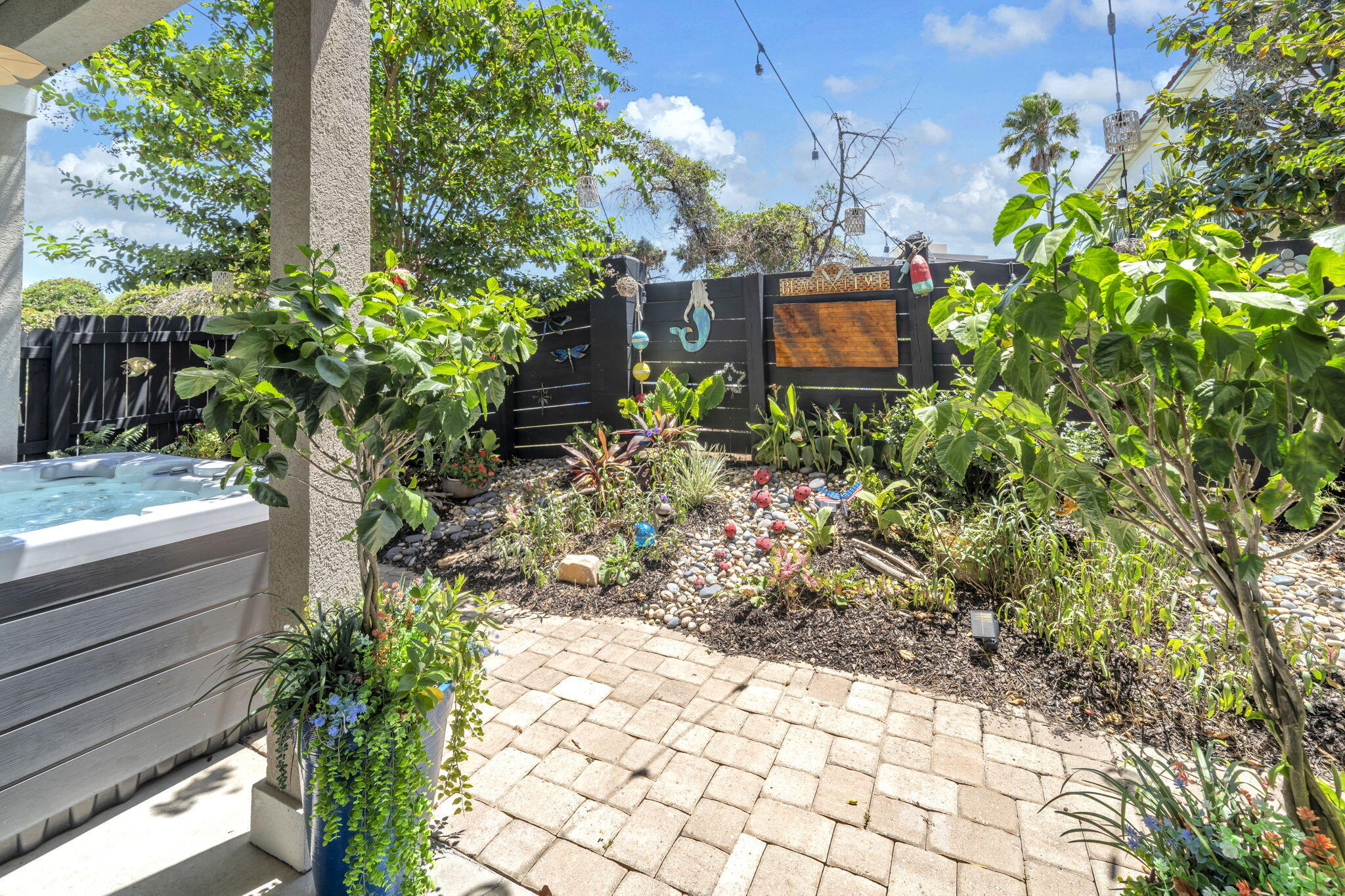 4768 Calatrava Court