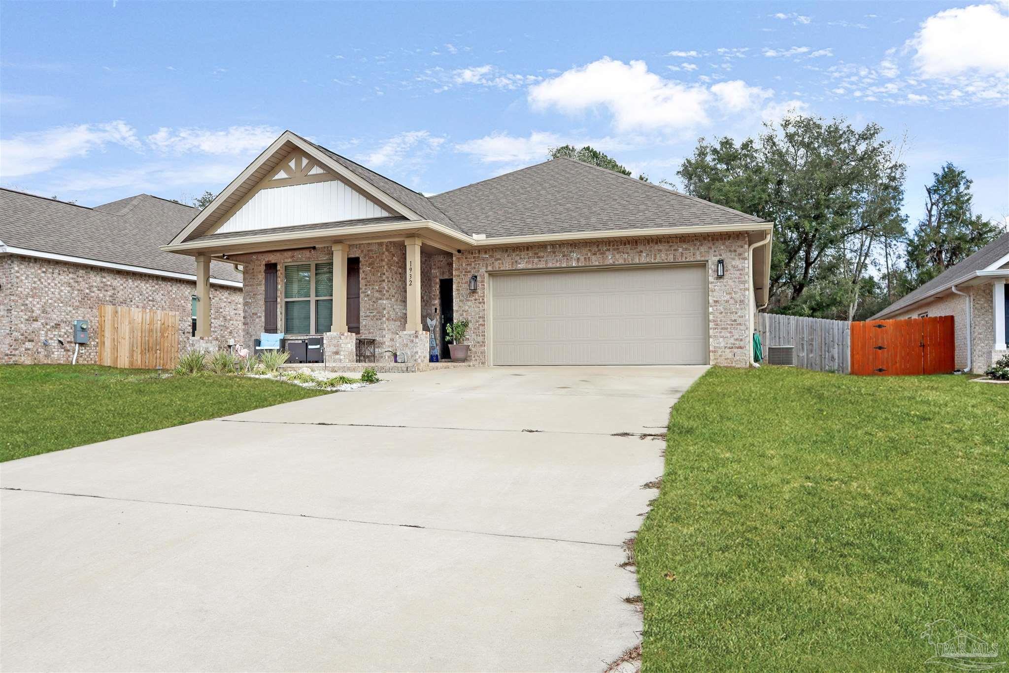 1932 Appleton Dr