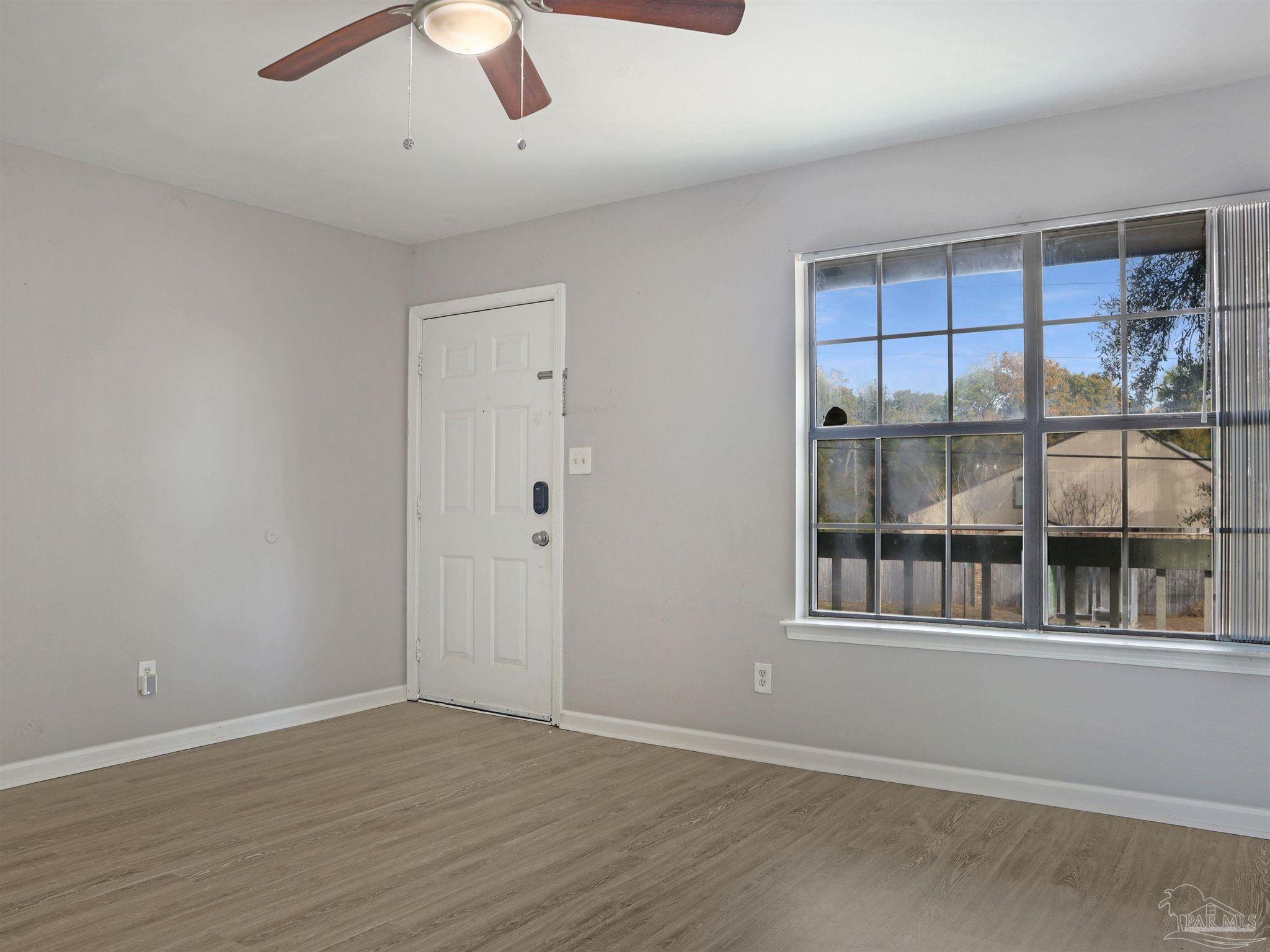 2811 Langley Ave # 221