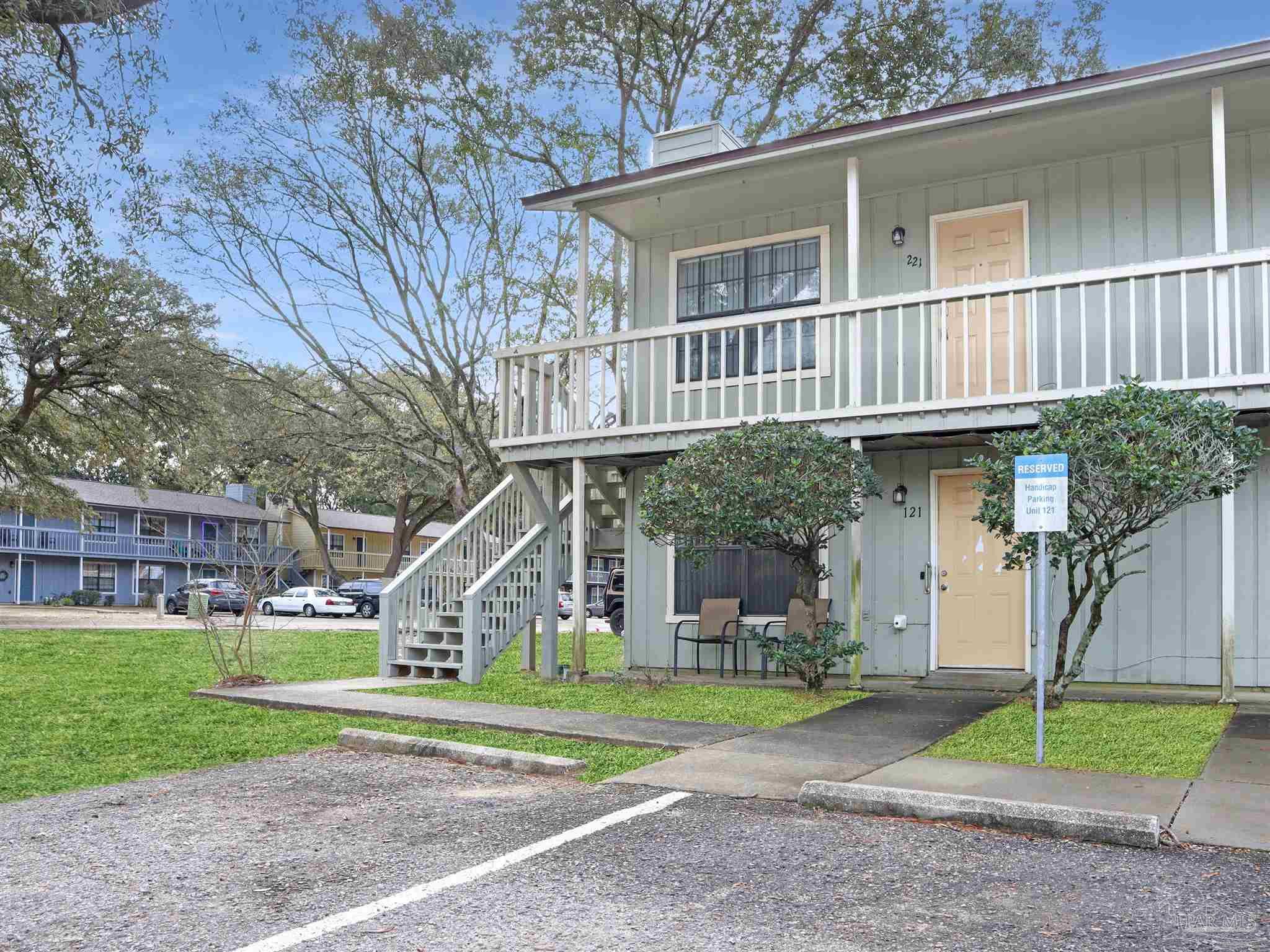 2811 Langley Ave # 221