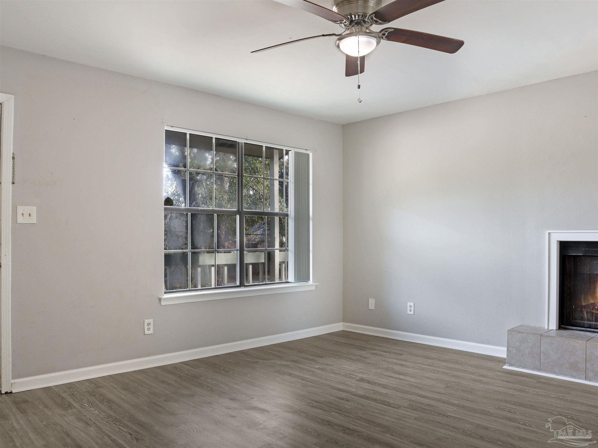 2811 Langley Ave # 221