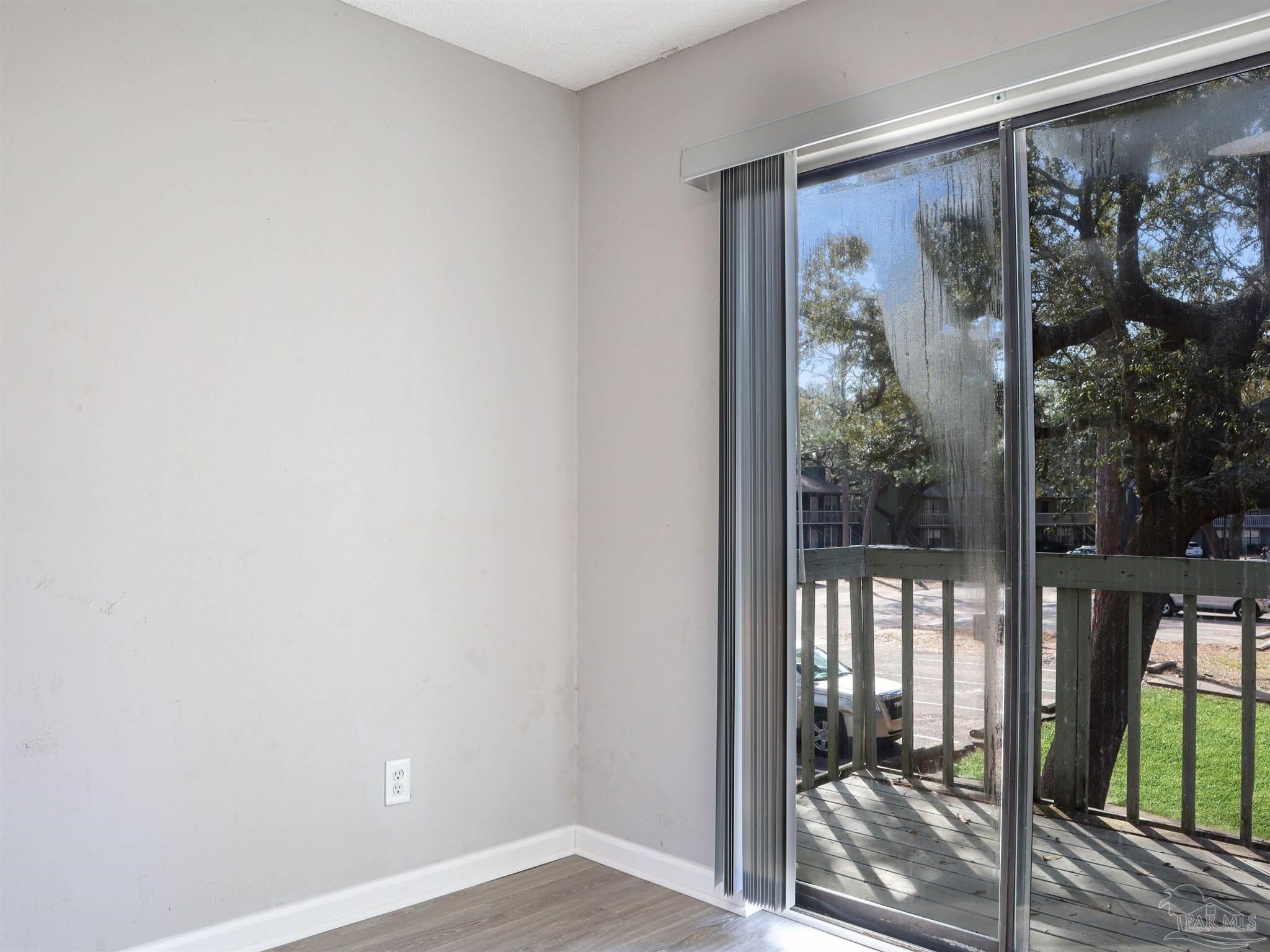 2811 Langley Ave # 221