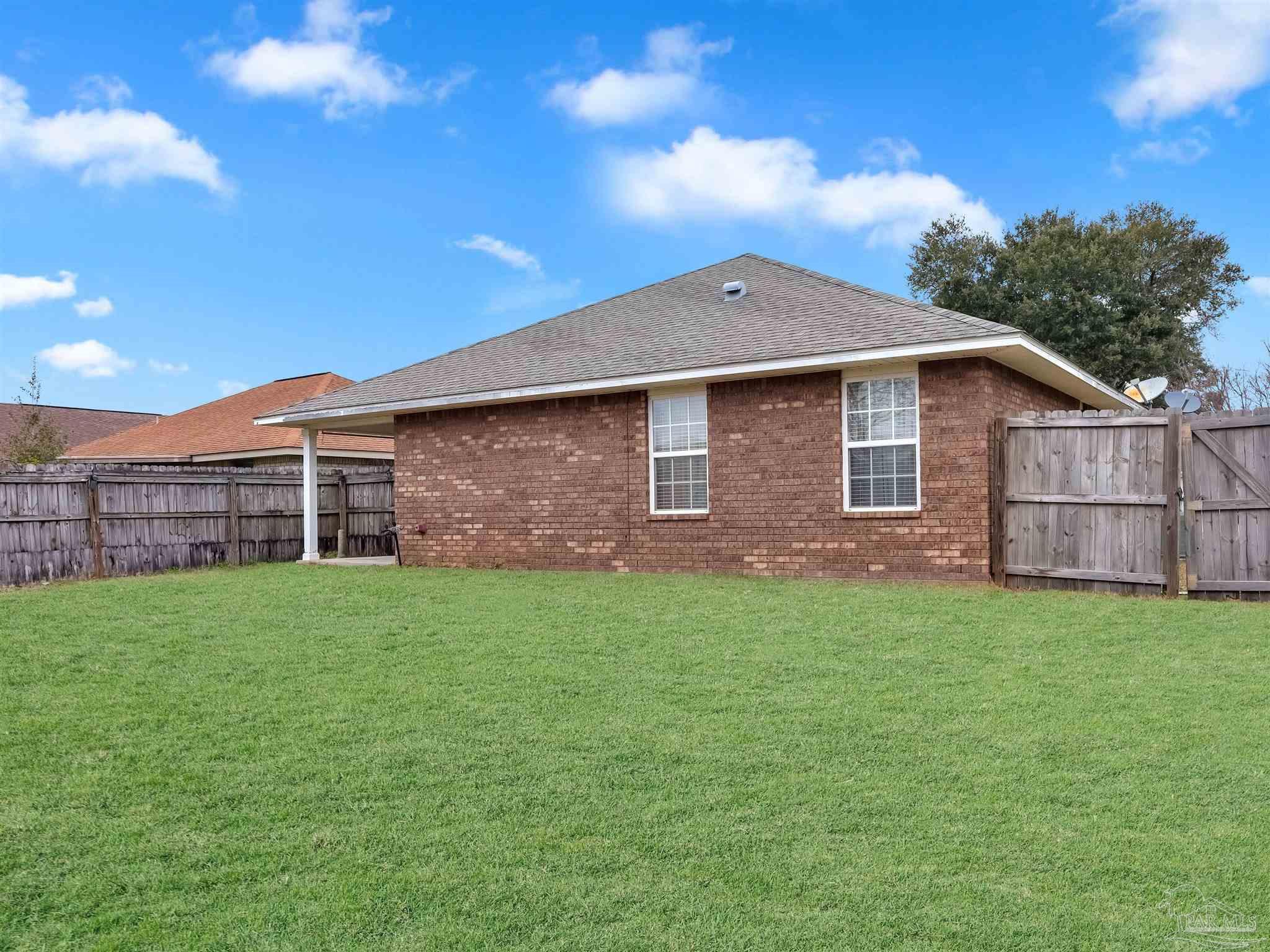 5081 Covington Dr