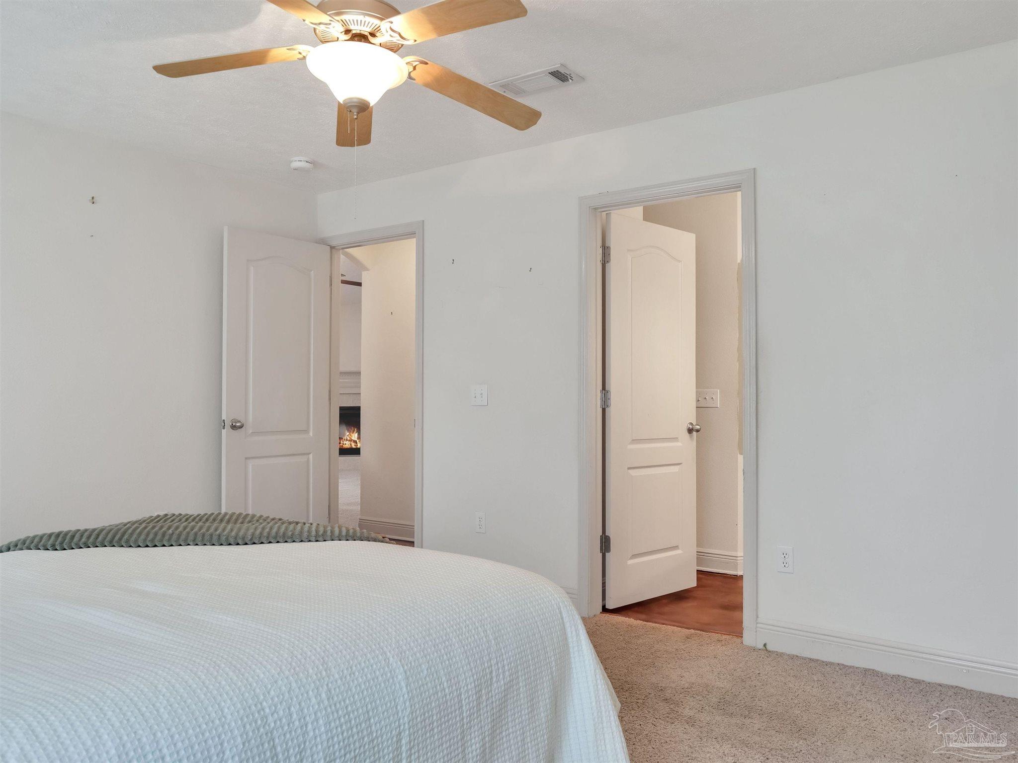 5081 Covington Dr