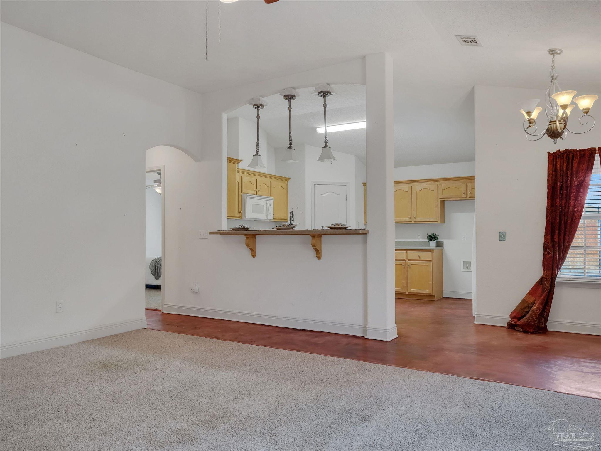 5081 Covington Dr