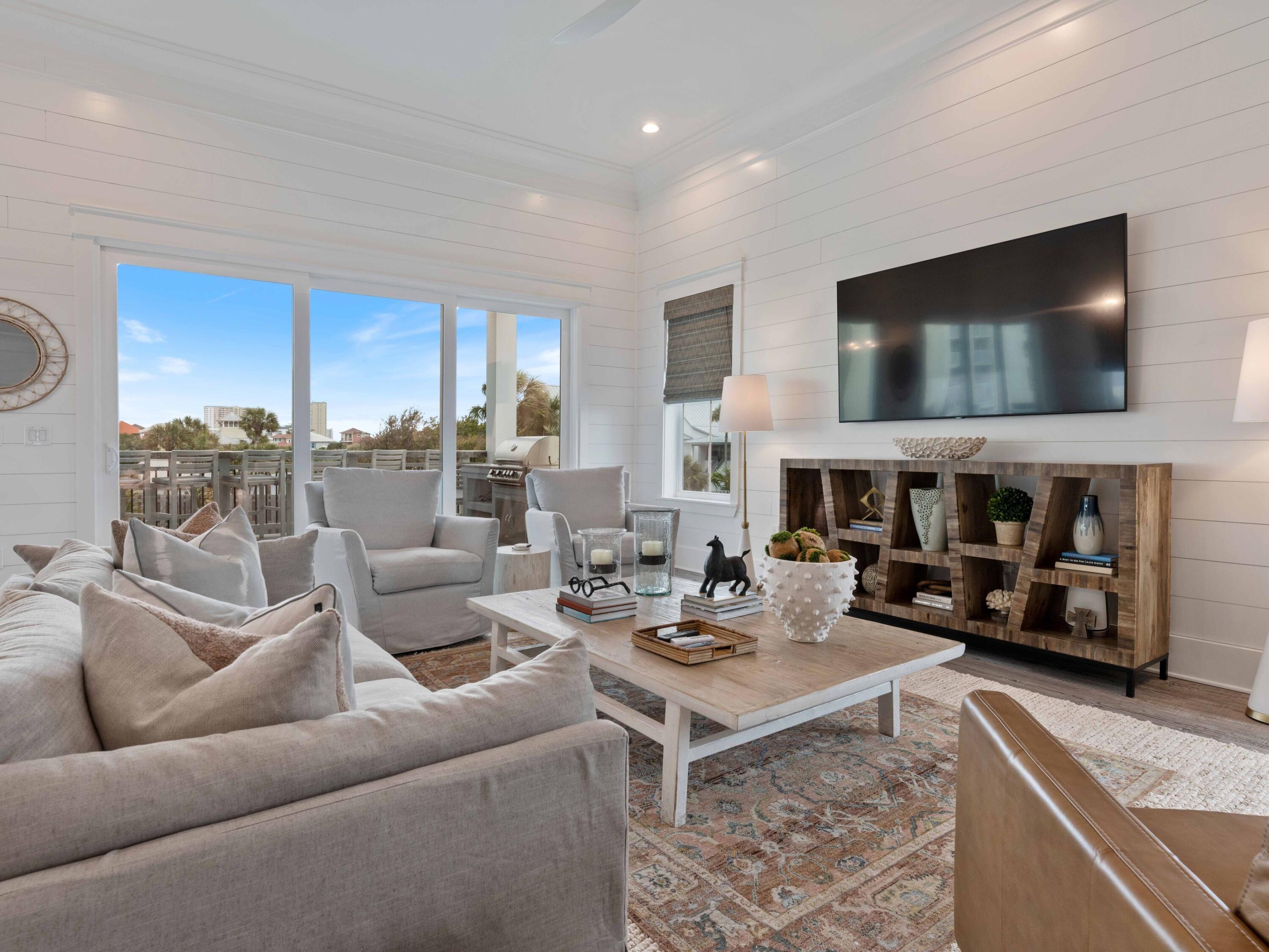 102 Overlook Circle