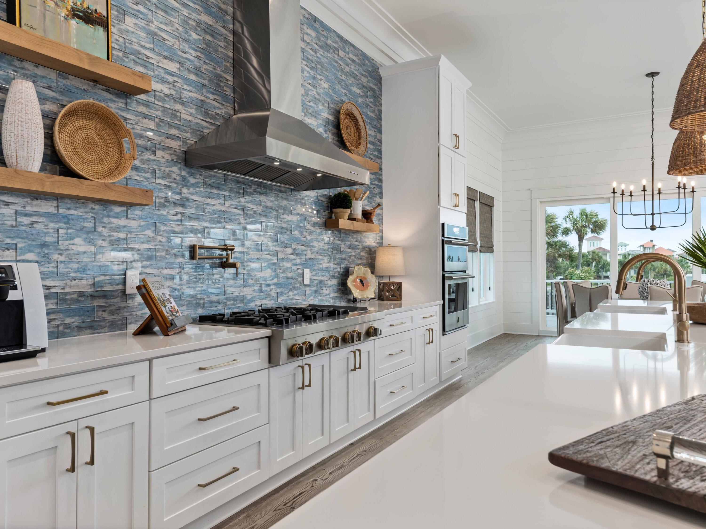 102 Overlook Circle