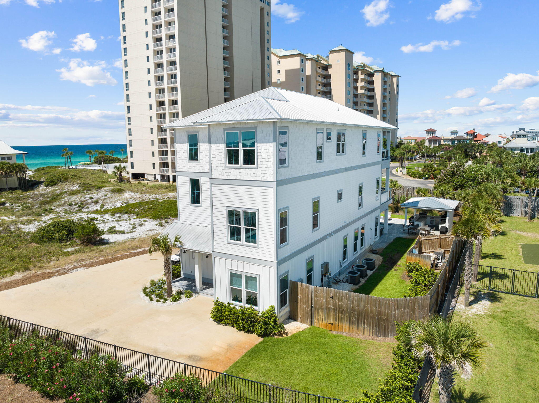 102 Overlook Circle