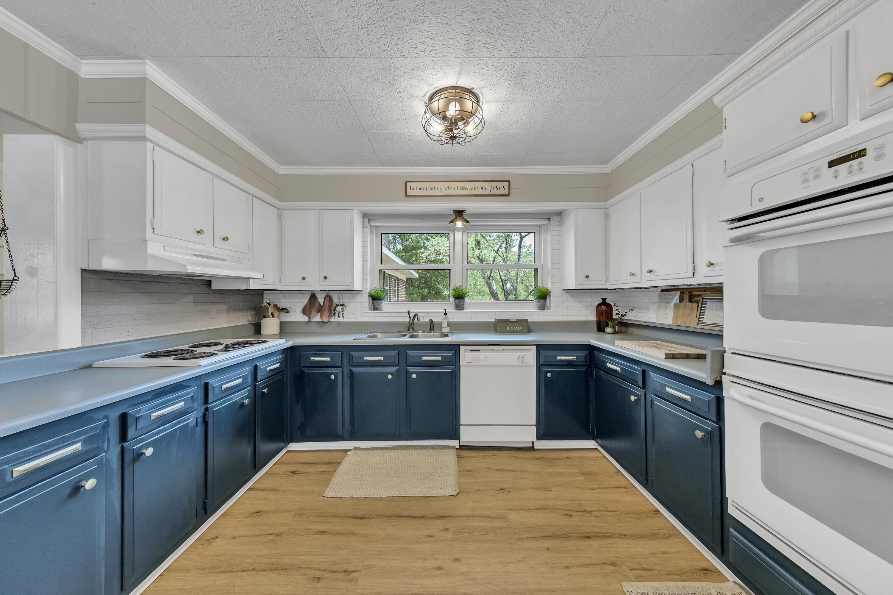 429 Lincoln Avenue