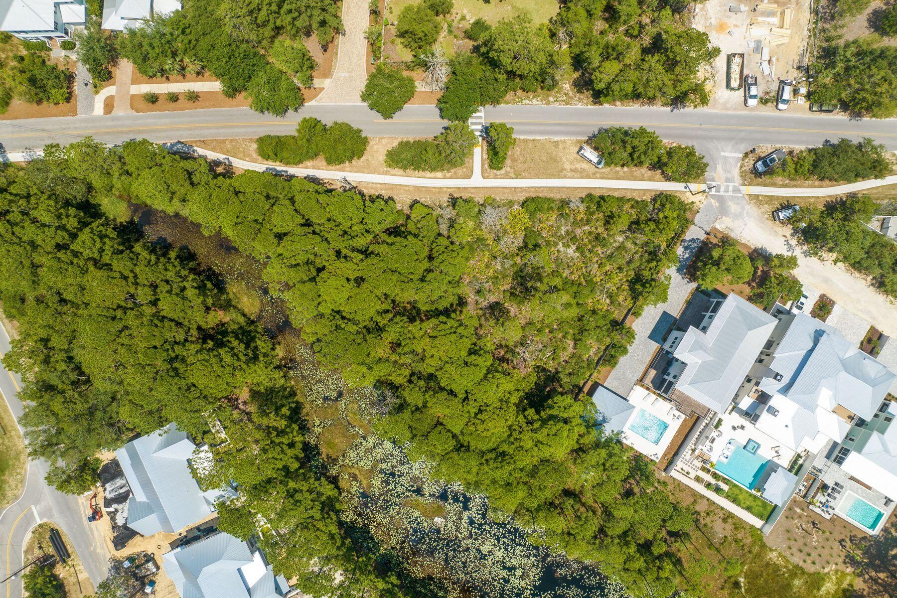000 Lakewood Drive