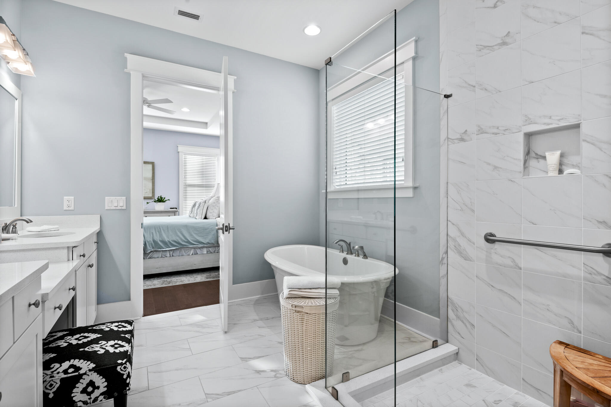 221 Prairie Pass