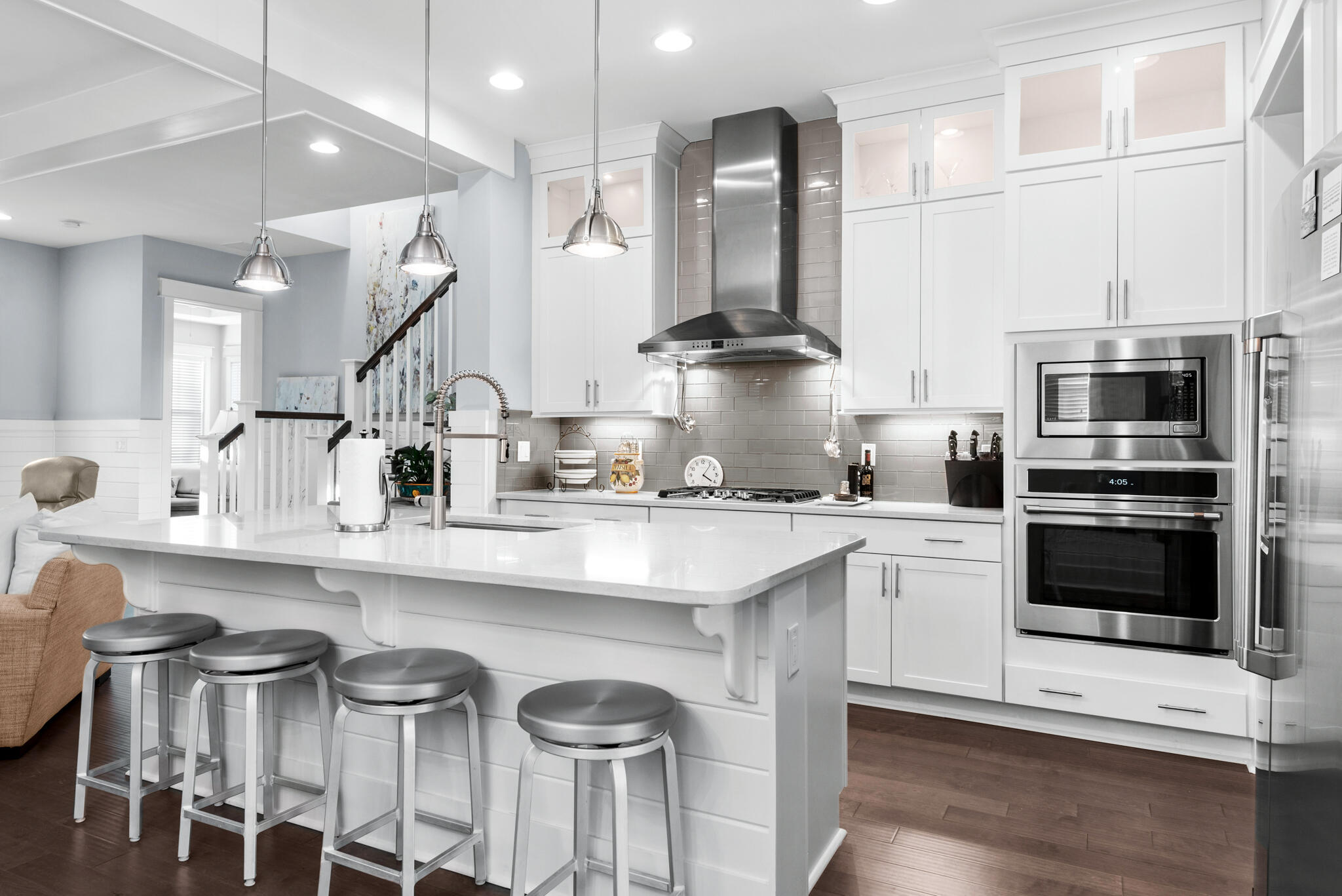 221 Prairie Pass