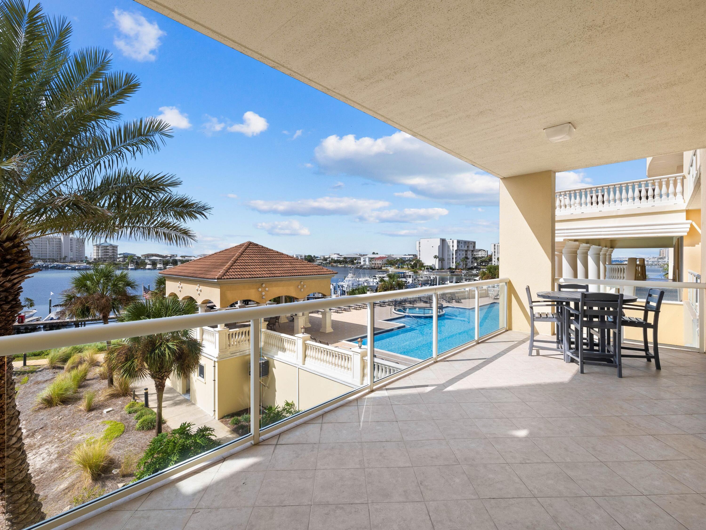 770 Harbor Boulevard, 1C