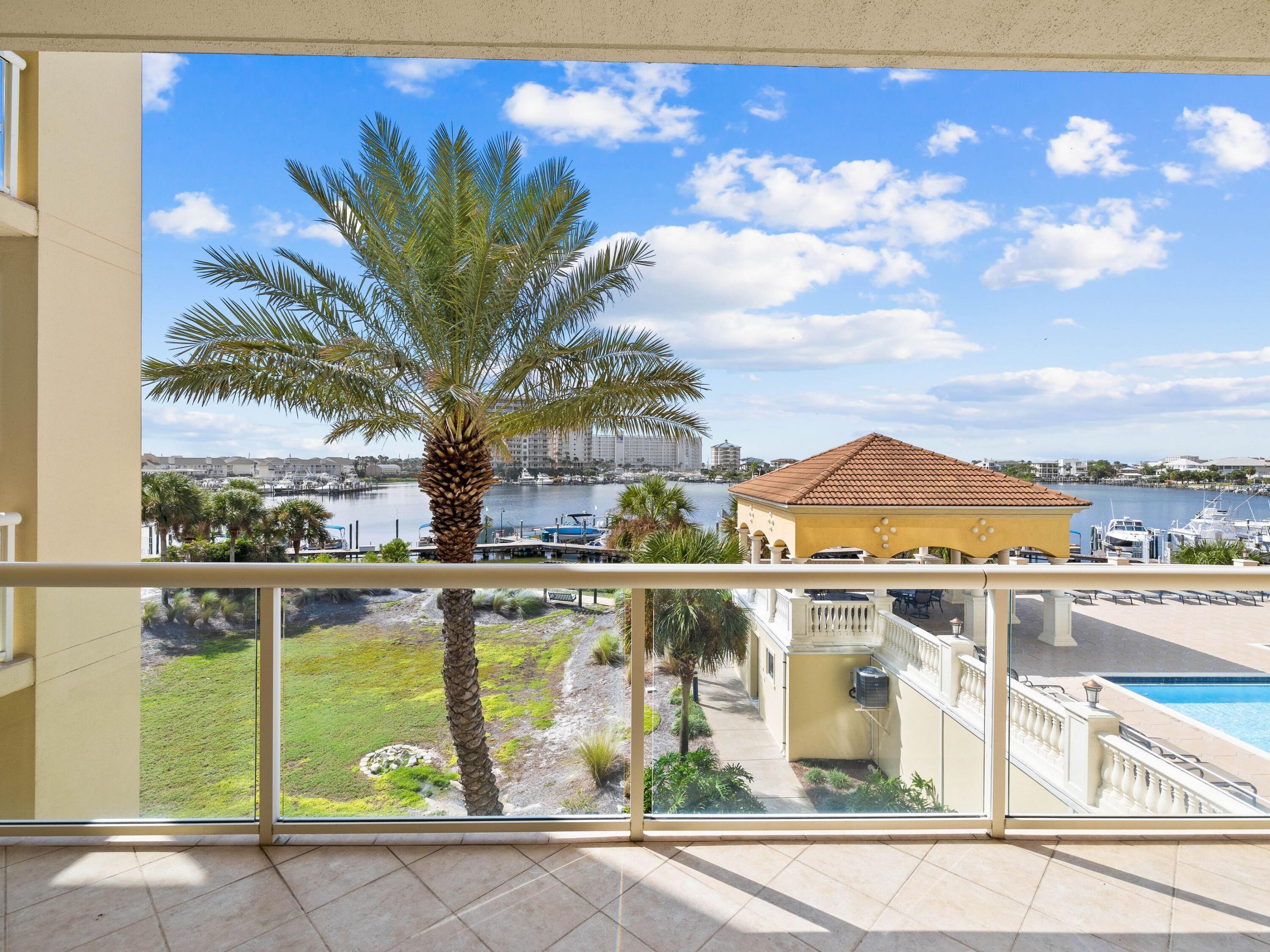 770 Harbor Boulevard, 1C