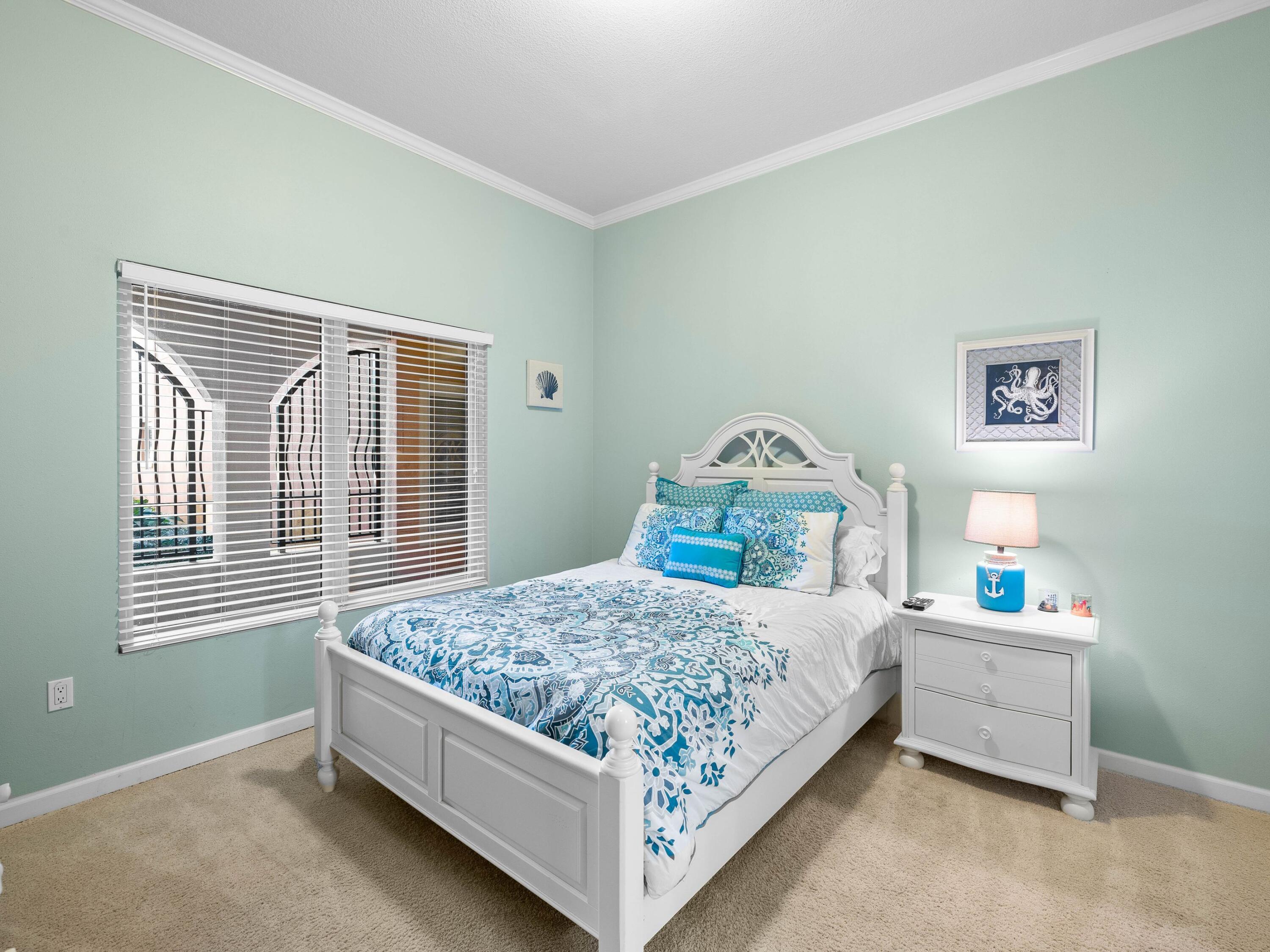 770 Harbor Boulevard, 1C