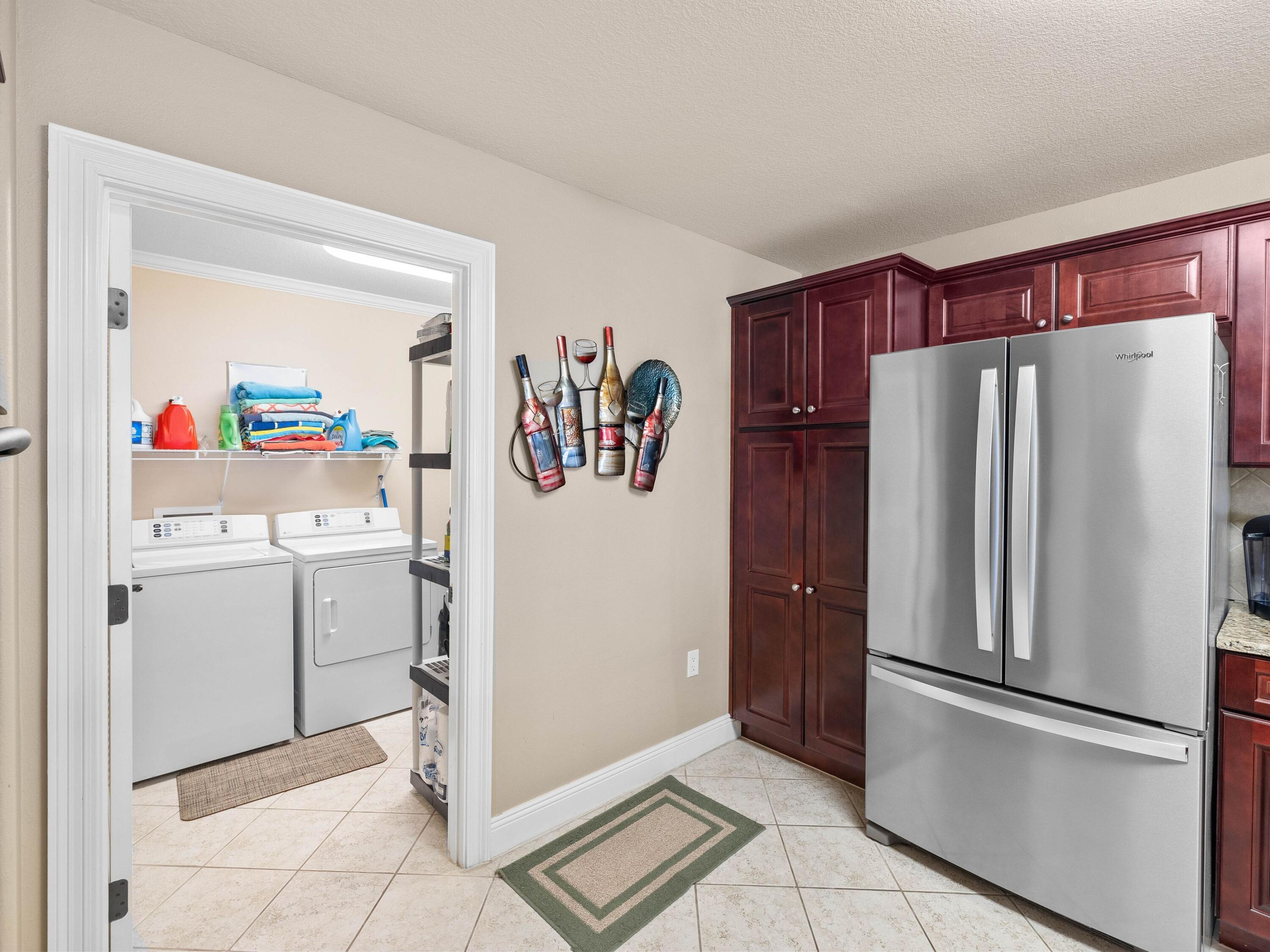 770 Harbor Boulevard, 1C